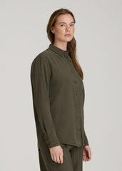 American Tall Online Shop | Relaxed Button-Up Single-Pocket Blouse for Tall Women in Forest Night