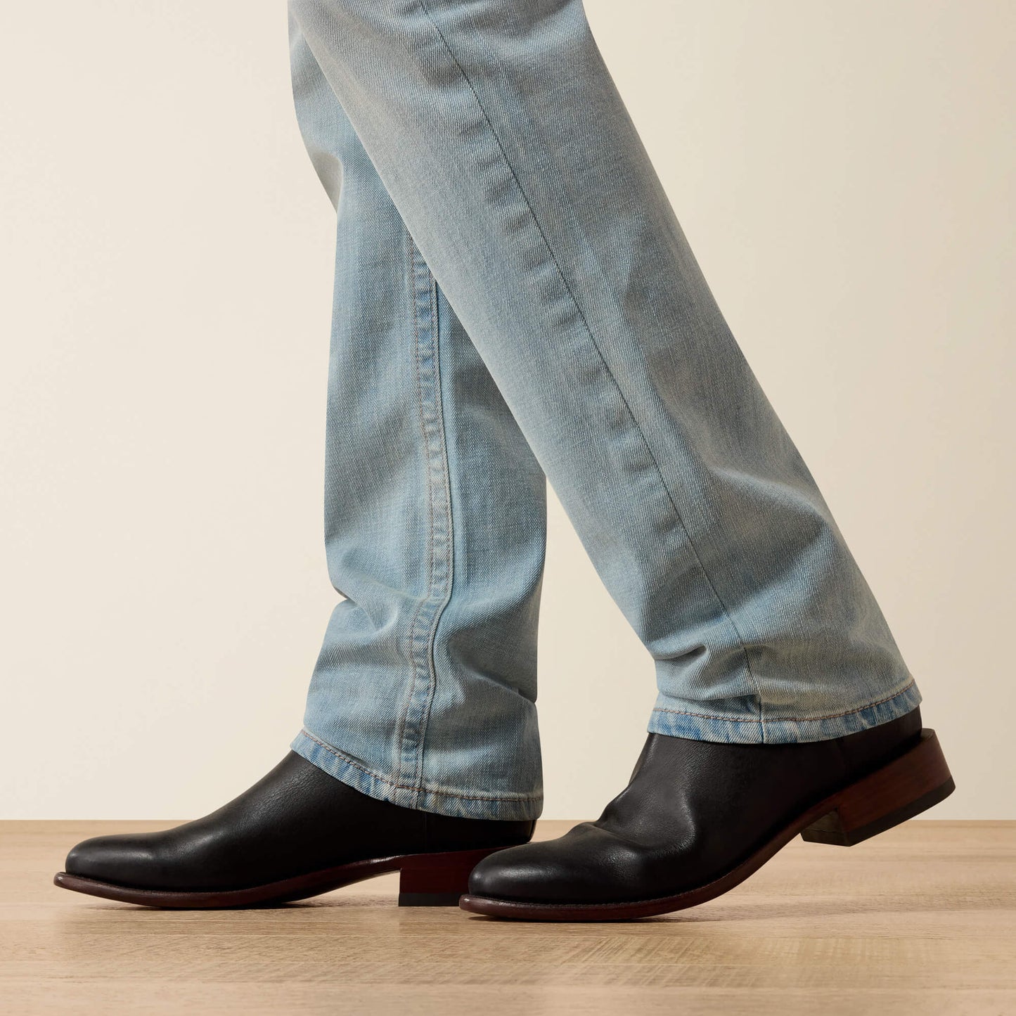 Ariat M8 Modern Hank Slim Straight Leg Jeans