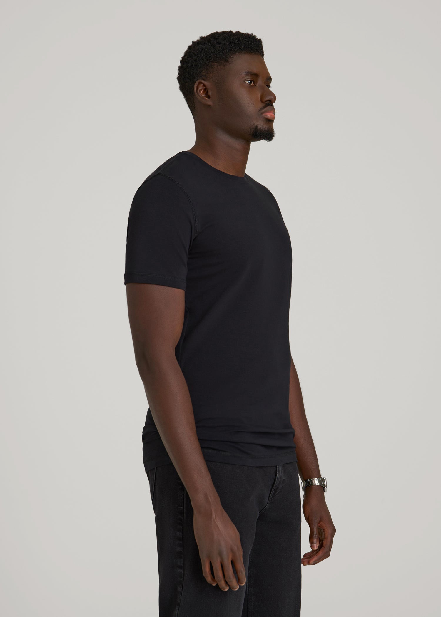 American Tall Outlet | The Essential Slim Fit Crewneck Tee for Tall Men in Black
