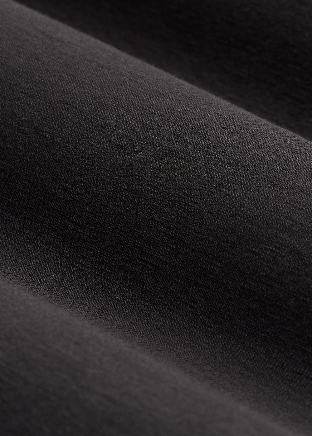 American Tall Outlet | The Essential Slim Fit Crewneck Tee for Tall Men in Black