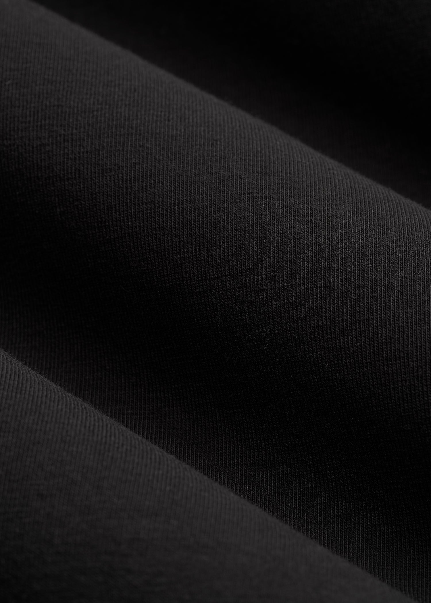 American Tall Discount | The Essential Slim Fit V-Neck Tee for Tall Men in Black