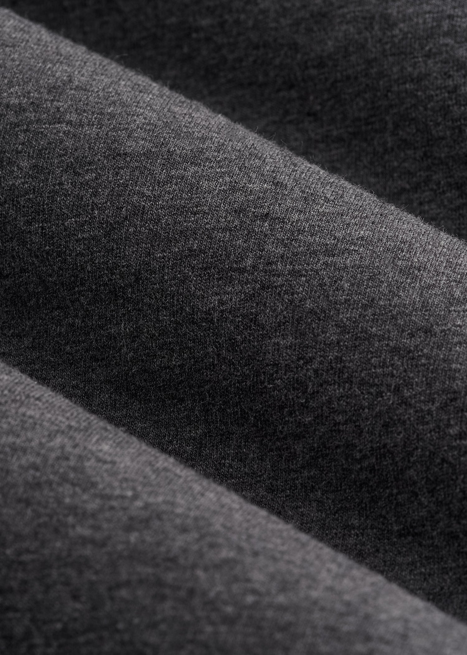 American Tall Sale | The Essential Slim Fit Long Sleeve Tee for Tall Men in Charcoal Mix