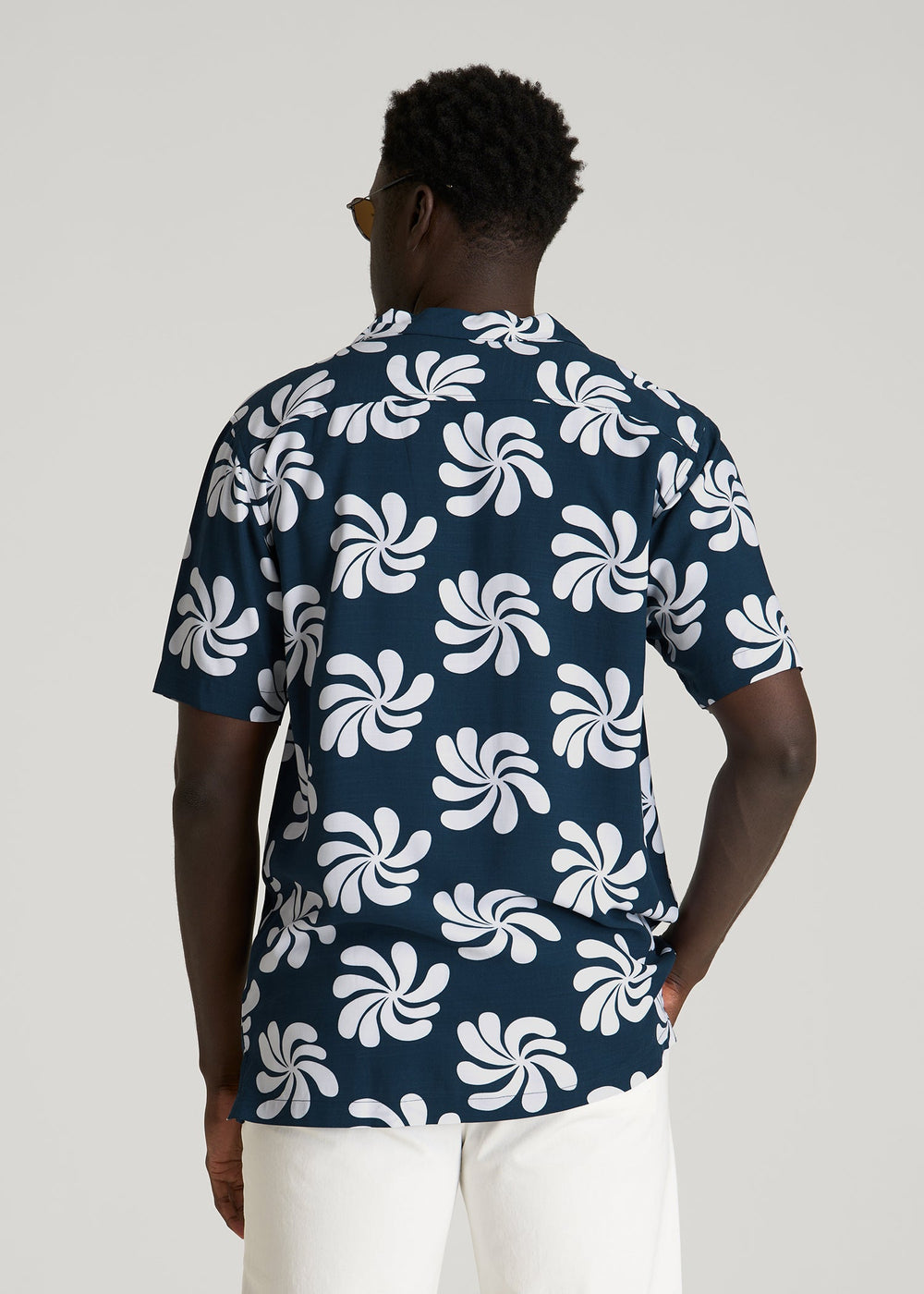 American Tall Discount | Short Sleeve Resort Shirt for Tall Men in Navy Fantasy Floral