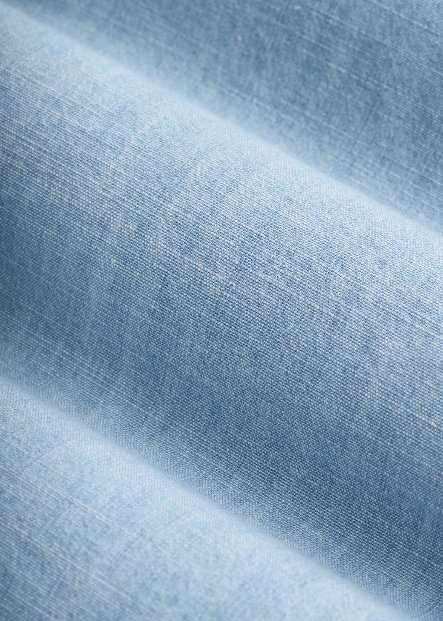 American Tall Sale | Short Sleeve Chambray Shirt for Tall Men in Light Blue Chambray