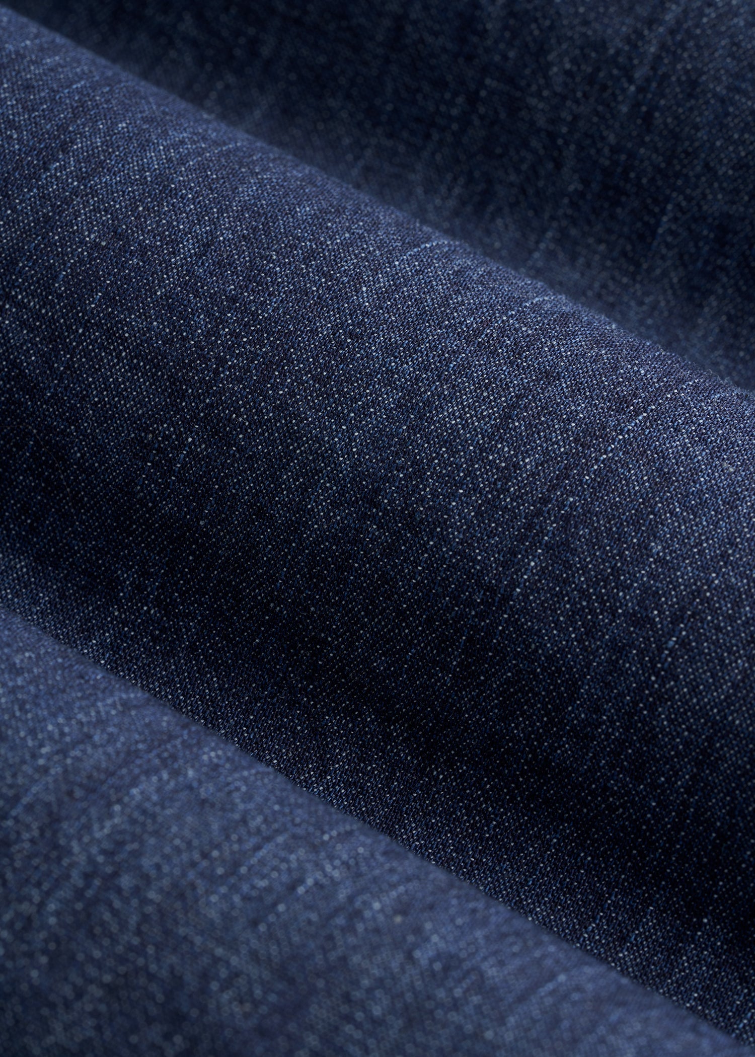 American Tall Online Shop | Classic Stretch Denim Shirt for Tall Men in Deep Indigo