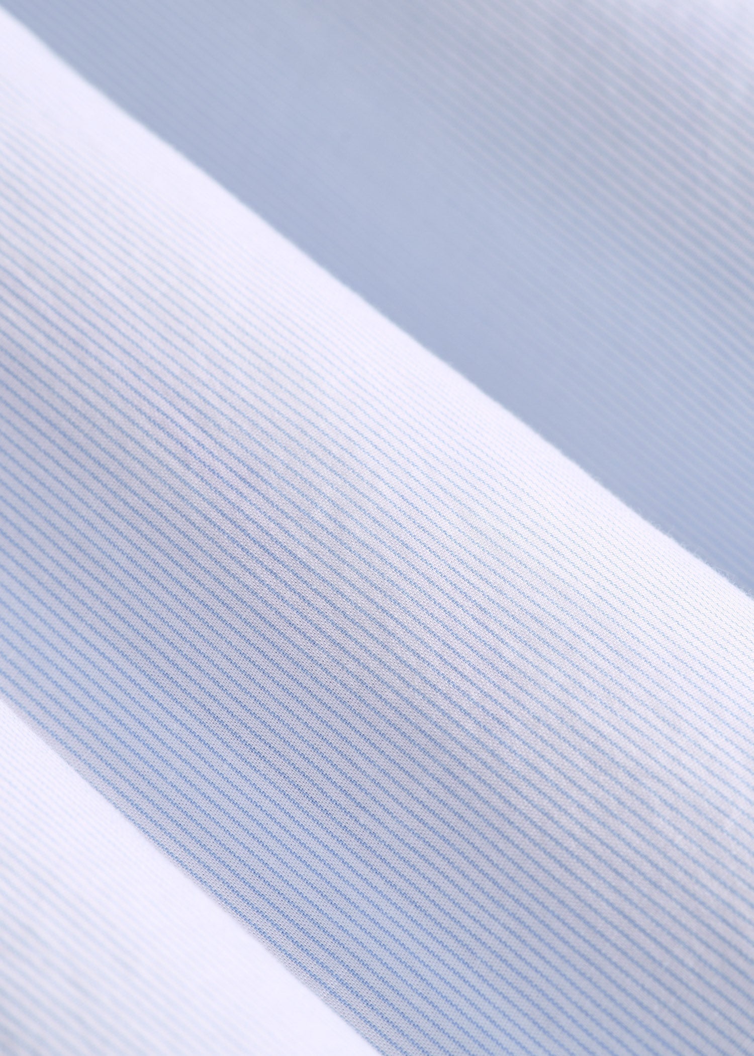 American Tall Outlet | Oskar Easy Care Dress Shirt for Tall Men in Blue Mini Stripe