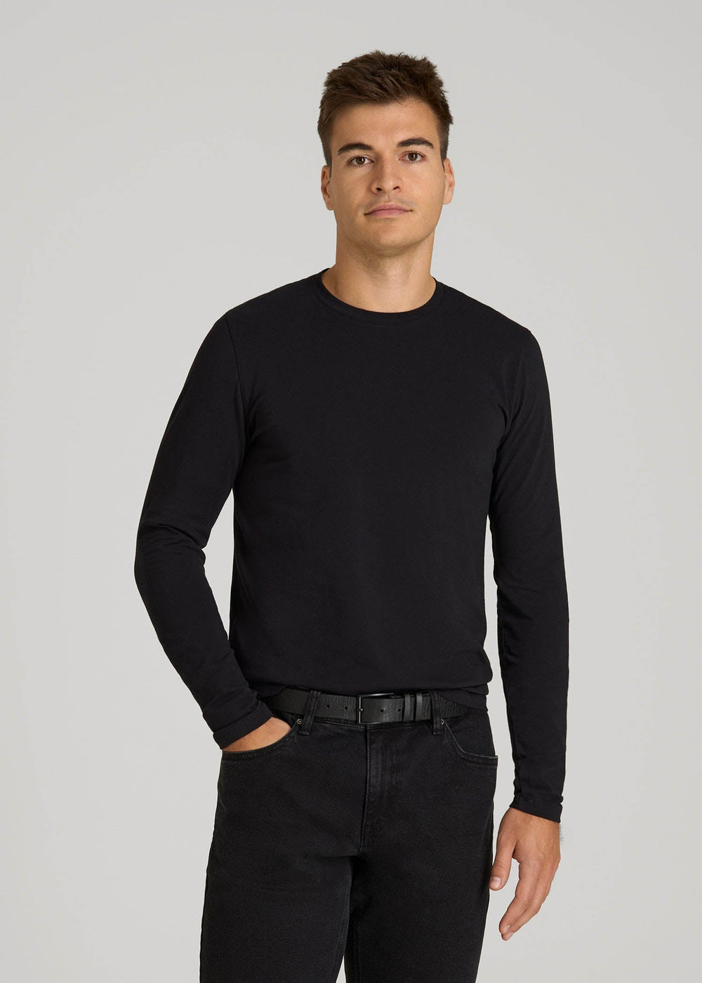 American Tall Online Shop | The Essential Modern Fit Crewneck Long Sleeve Tee for Tall Men in Black