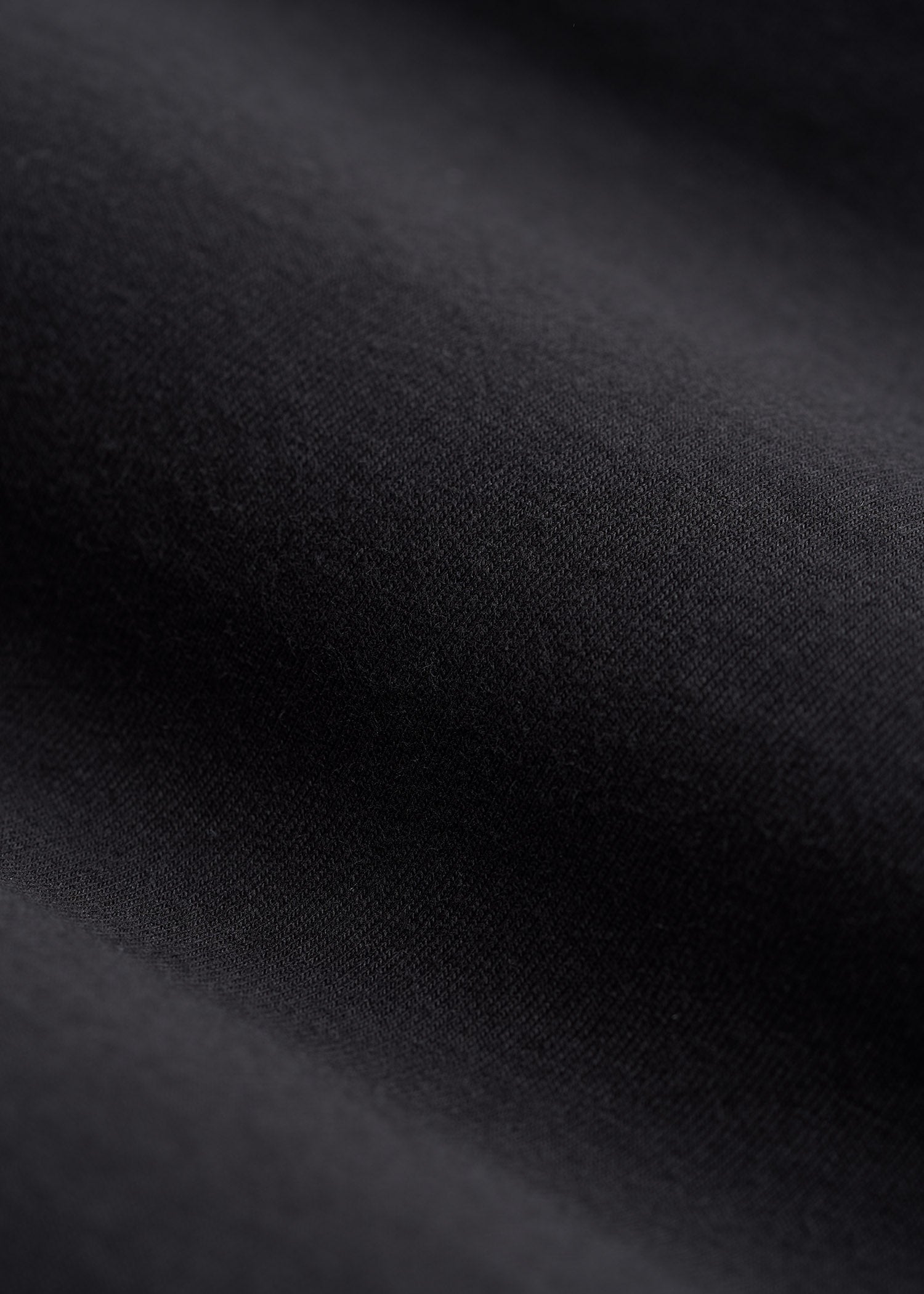American Tall Online Shop | The Essential Modern Fit Crewneck Long Sleeve Tee for Tall Men in Black