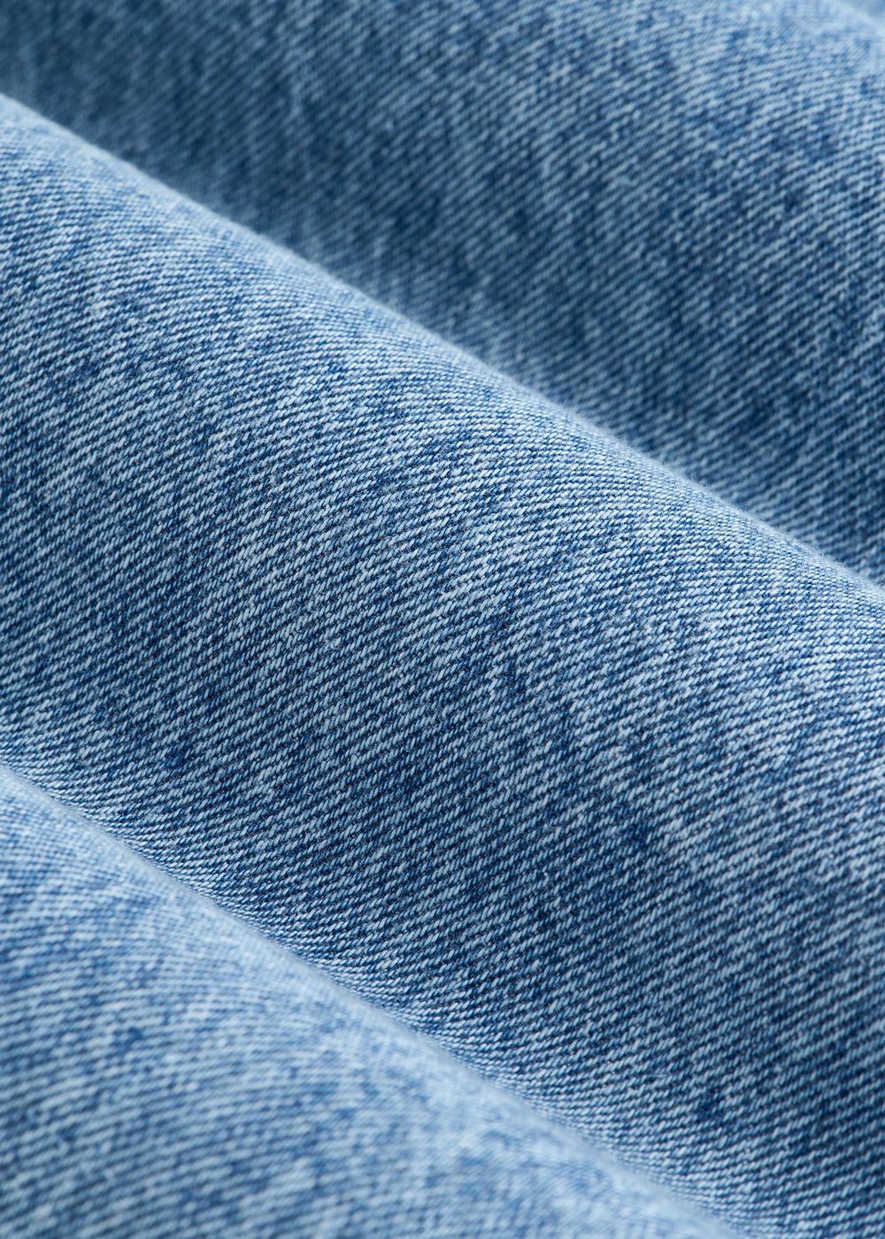 American Tall Outlet | MILO Relaxed Tapered Fit Jeans for Tall Men in Perfect Blue