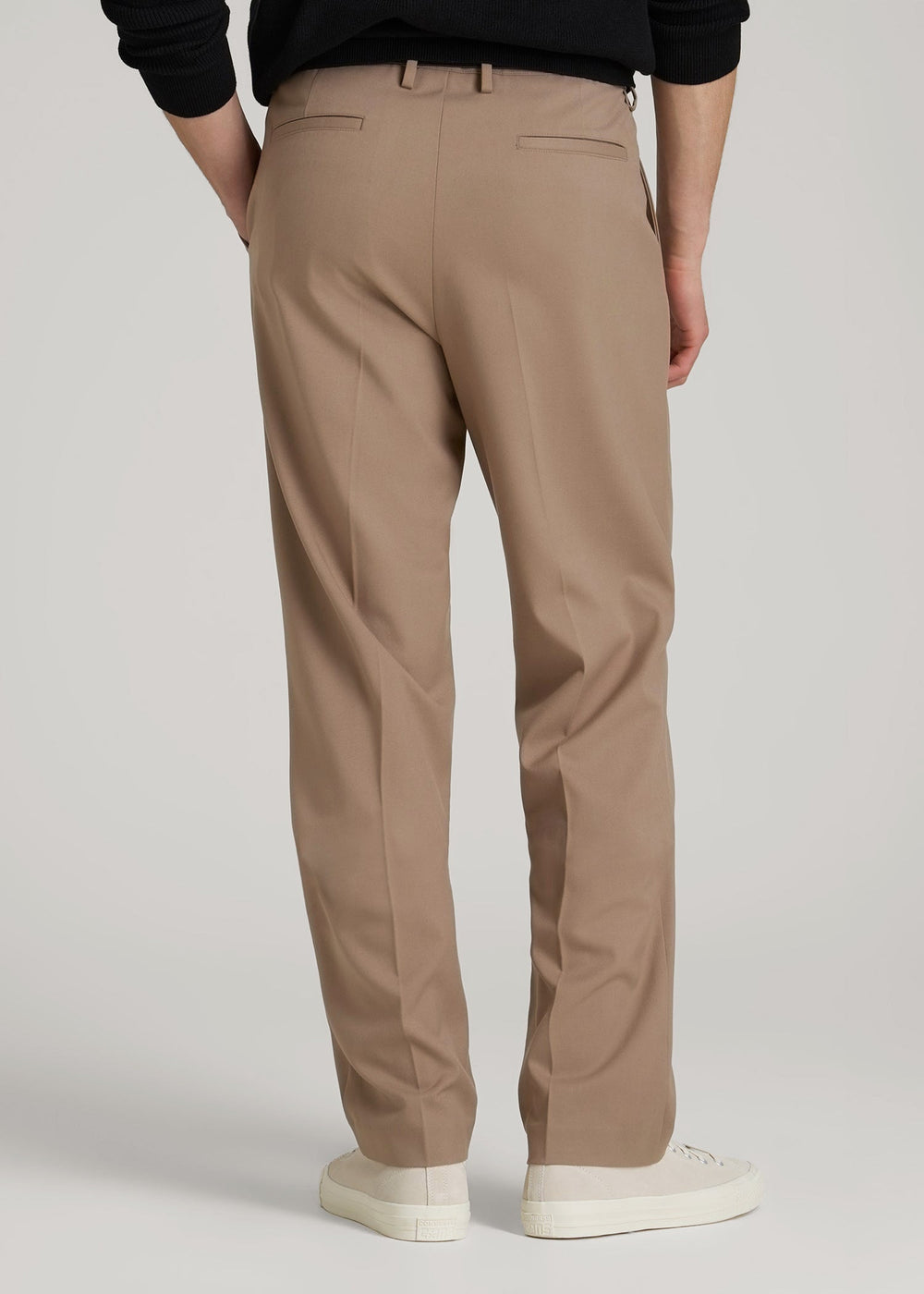 American Tall Discount | Relaxed Pleated Trousers for Tall Men in Dark Sand