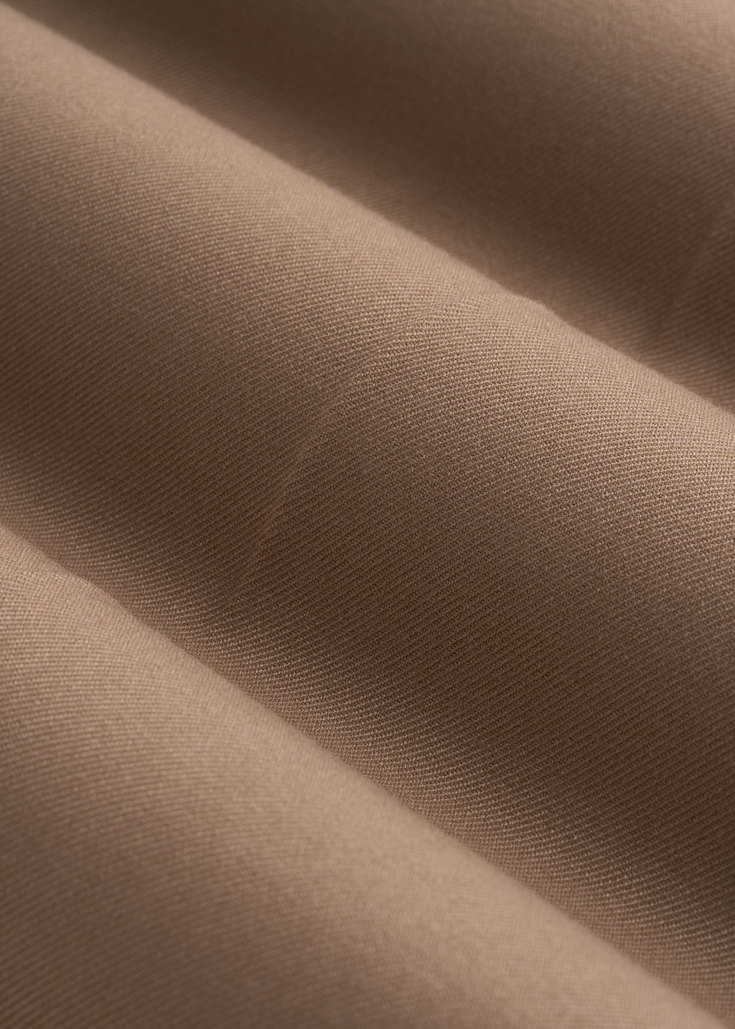 American Tall Discount | Relaxed Pleated Trousers for Tall Men in Dark Sand