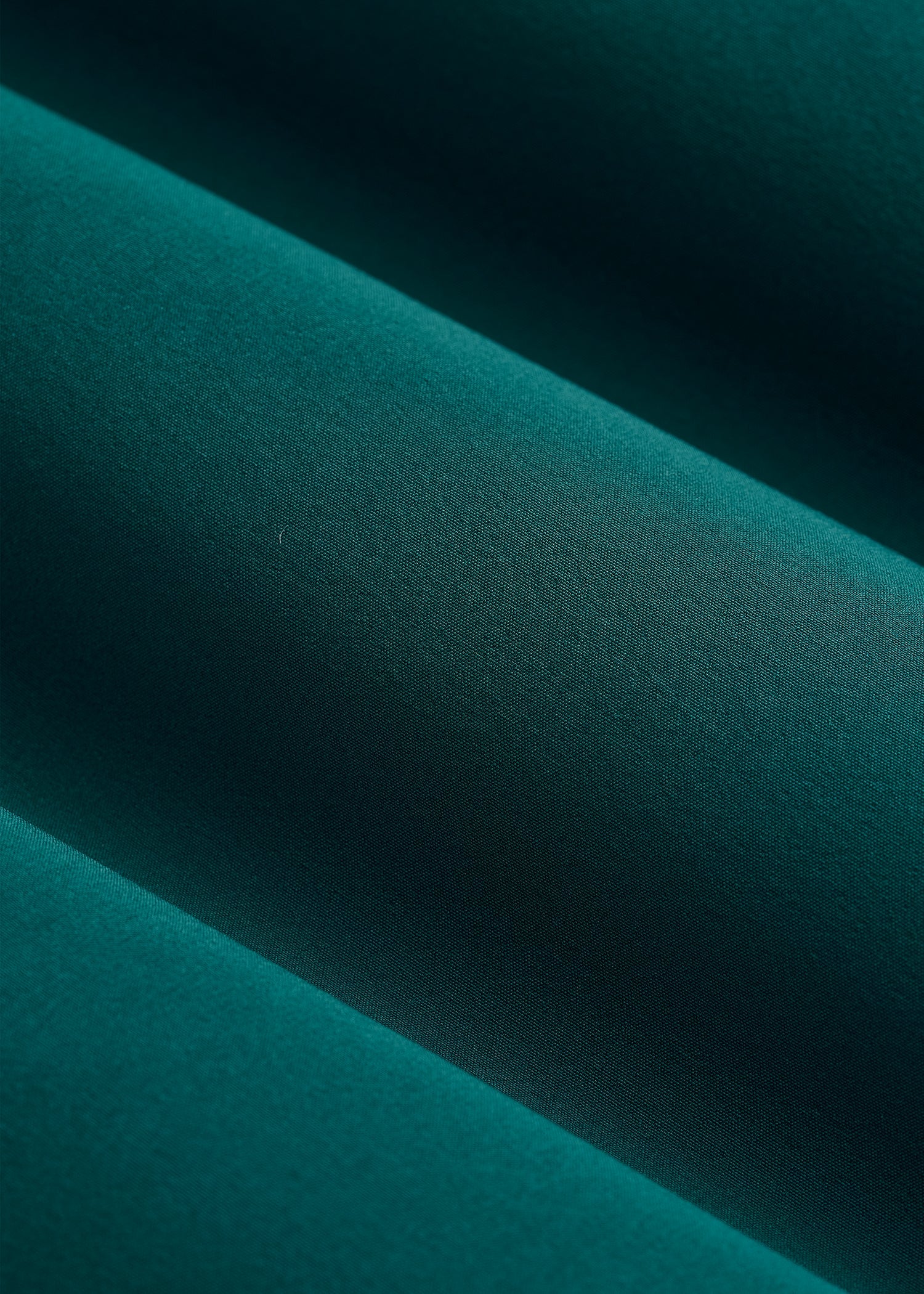 American Tall Outlet | Featherweight Linerless Running Short for Tall Men in Deep Teal