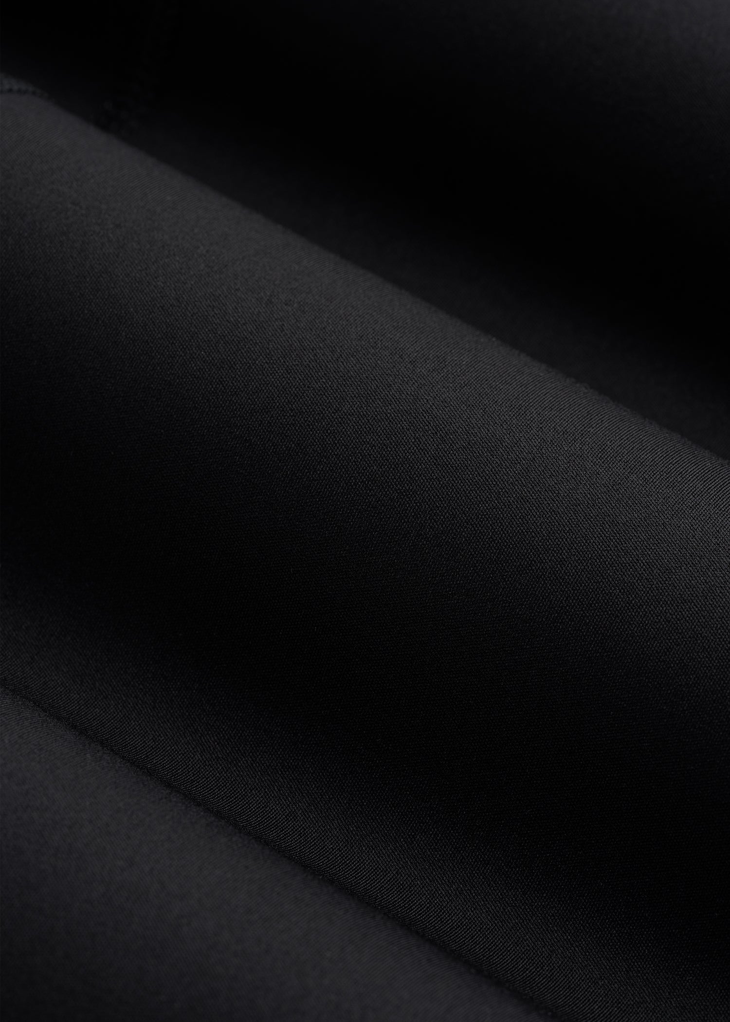American Tall Online Shop | Quarter Zip Long Sleeves Rashguard for Tall Men in Deep Black