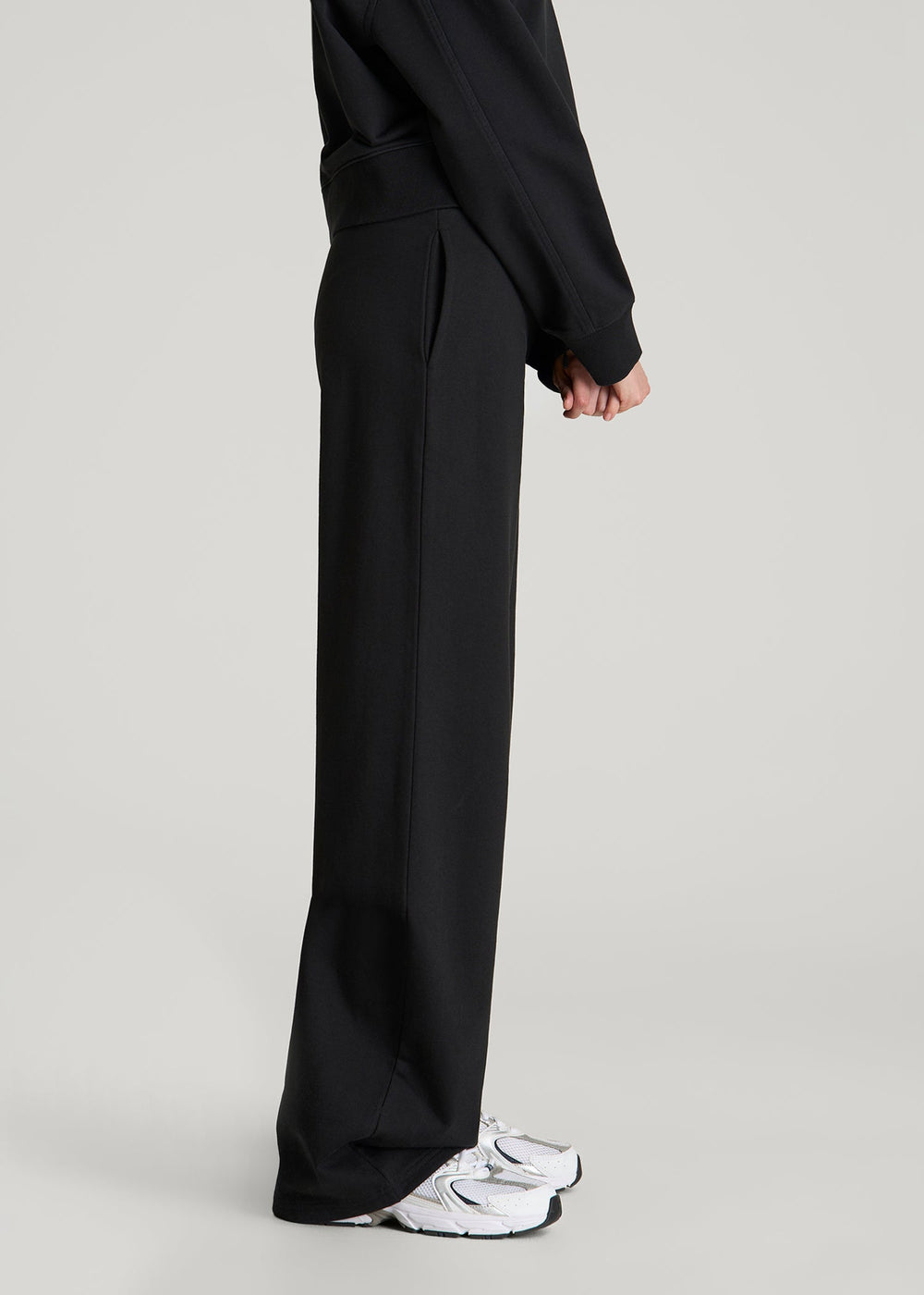 American Tall For Sale | Everyday Terry Midrise Wide Leg Pants for Tall Women in Black