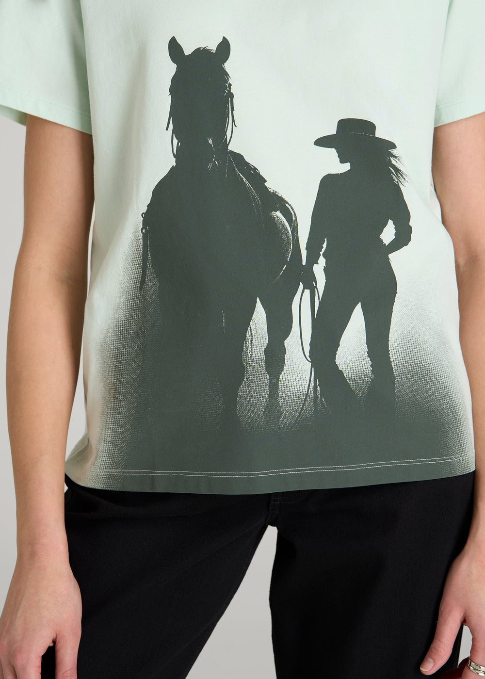American Tall For Sale | Equestrian Graphic Tee for Tall Women in Blue