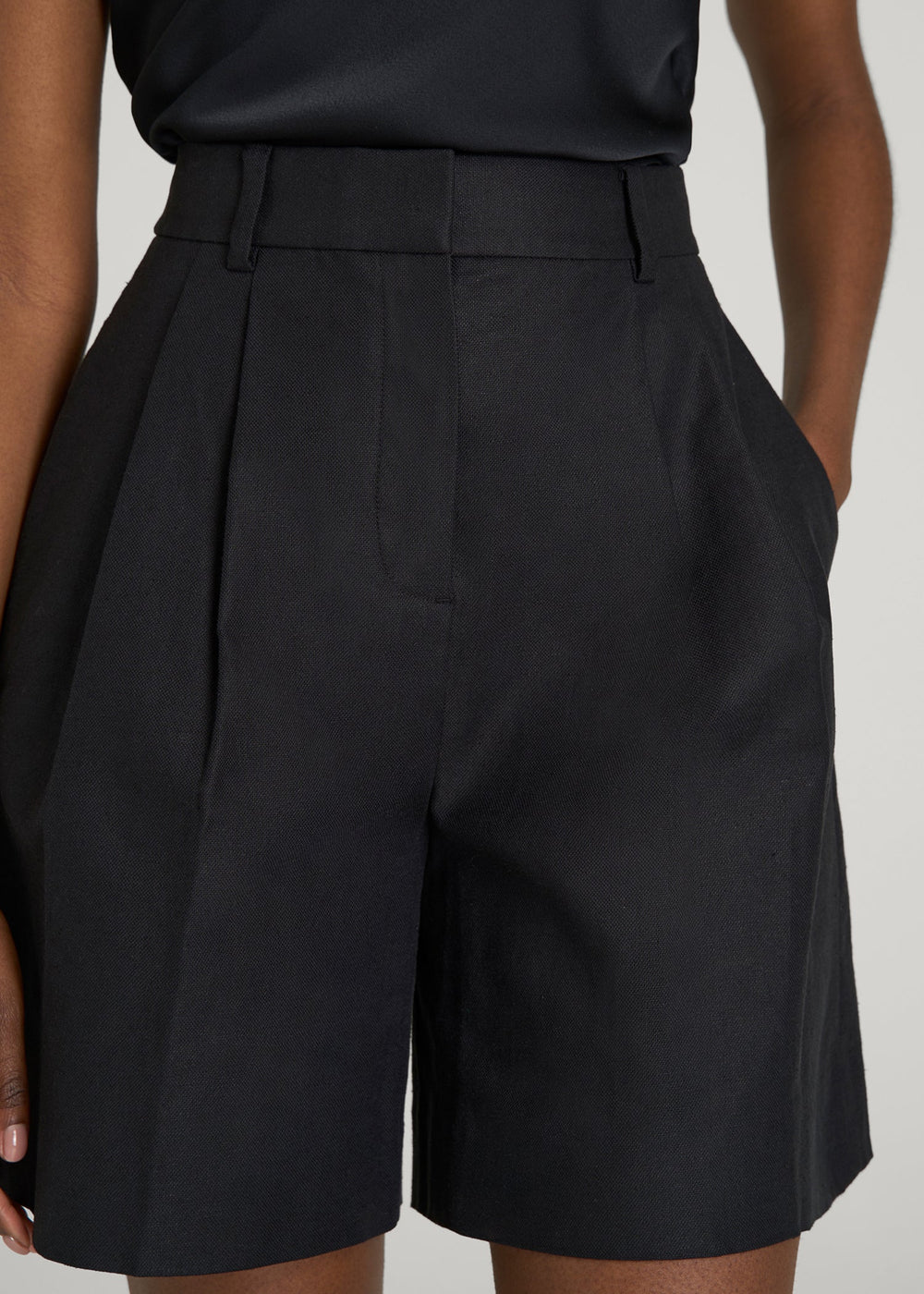 American Tall Discount | Stretch Cotton Linen Blend Pleated Shorts for Tall Women in Black