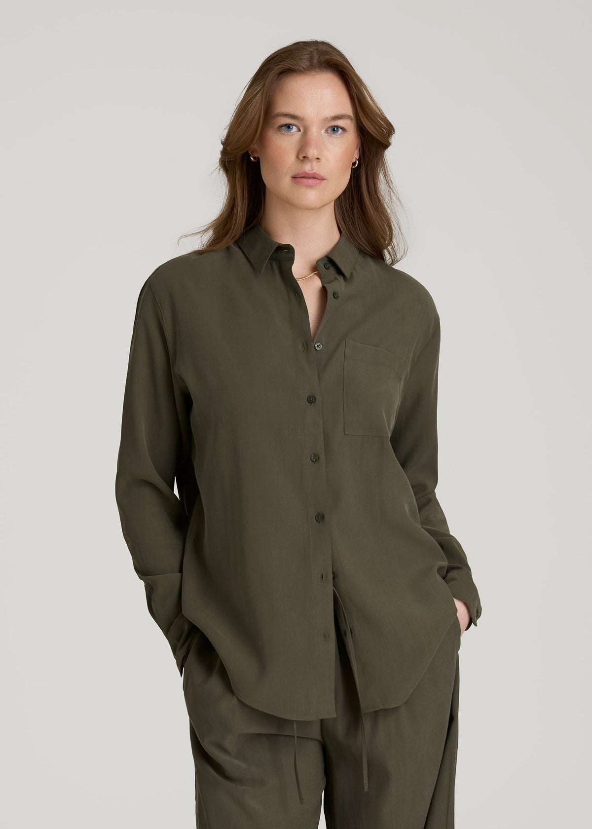 American Tall Online Shop | Relaxed Button-Up Single-Pocket Blouse for Tall Women in Forest Night