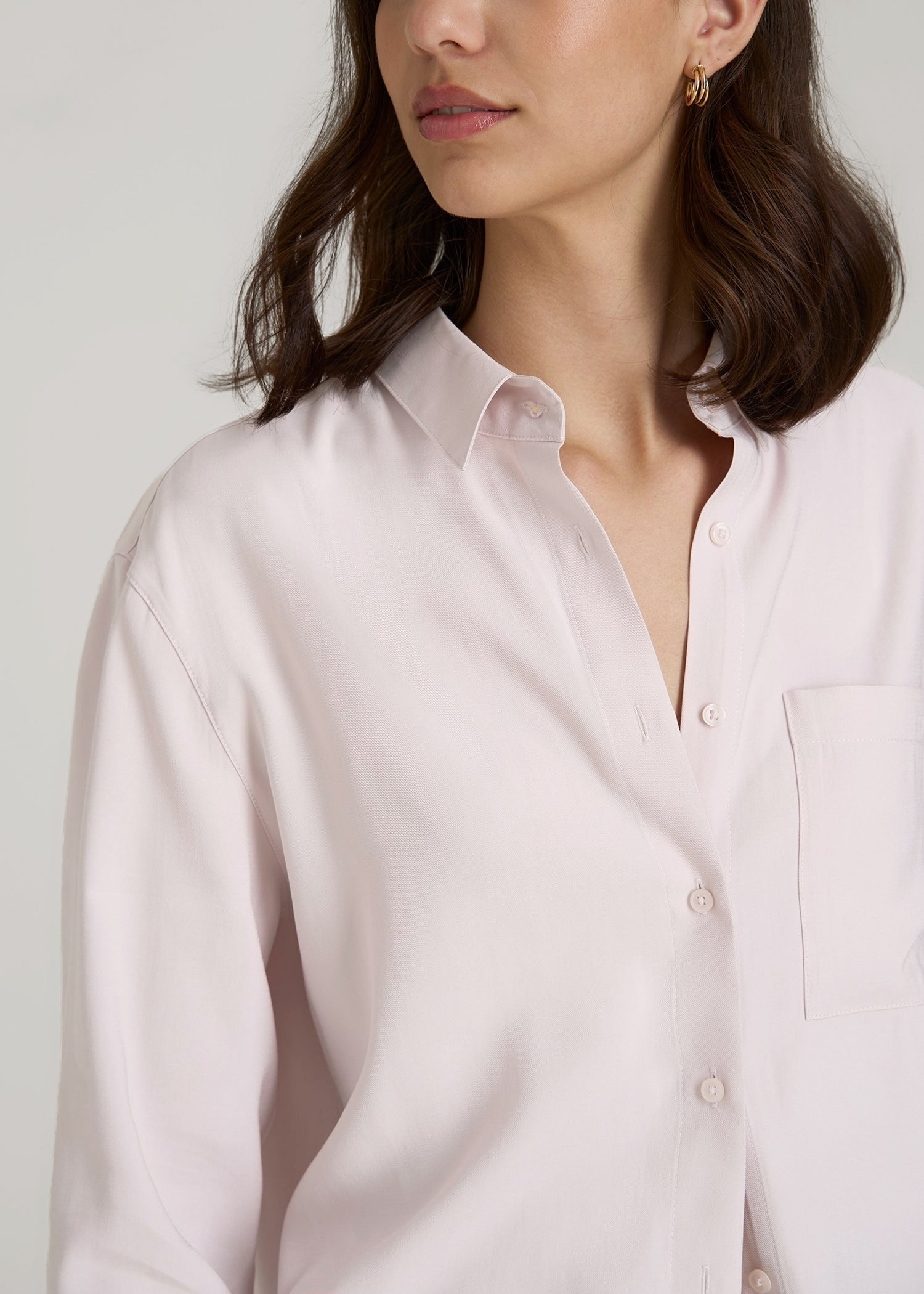 American Tall For Sale | Relaxed Button-Up Single-Pocket Blouse for Tall Women in Grey Lilac