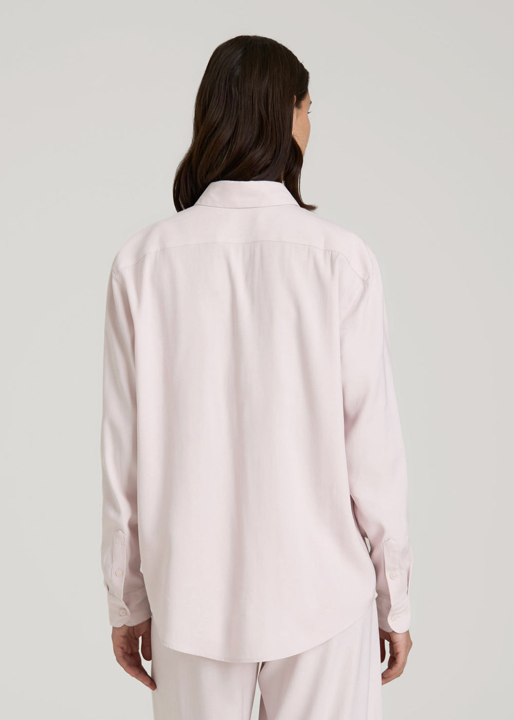 American Tall For Sale | Relaxed Button-Up Single-Pocket Blouse for Tall Women in Grey Lilac