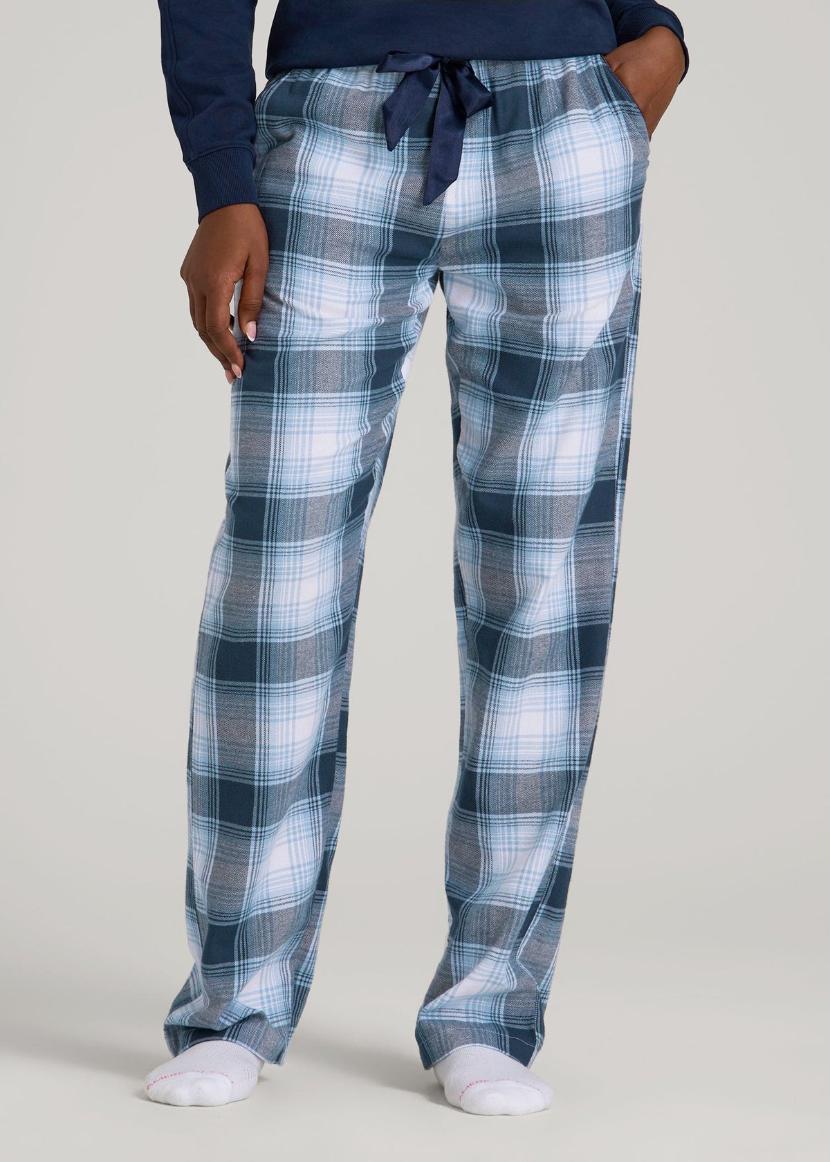 American Tall For Sale | Tie Waist Flannel Pajama Pants for Tall Women in Blue and White Plaid