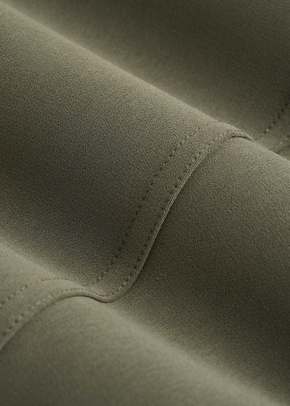 American Tall For Sale | Traveler Tapered Fit Pant for Tall Women in Olive
