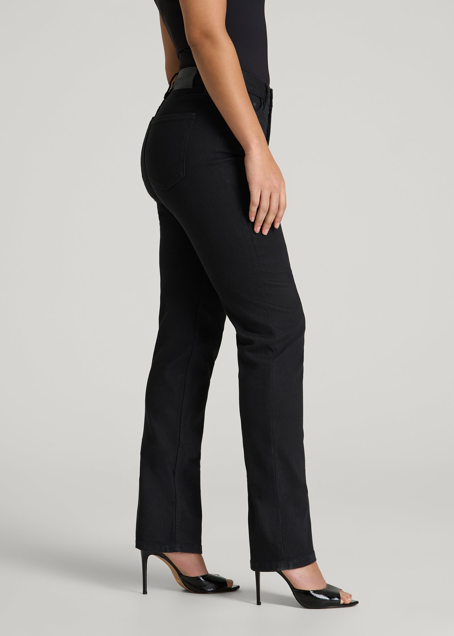 American Tall For Sale | Curve High Rise Straight Leg Jeans for Tall Women in Optimum Black