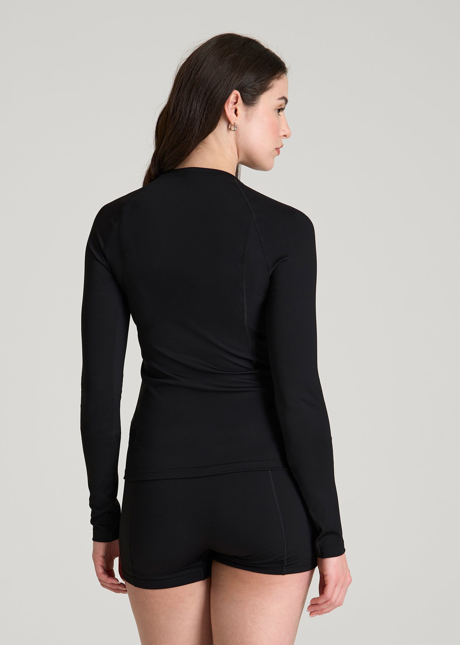 American Tall Outlet | Long Sleeve Crewneck Rashguard for Tall Women in Deep Black