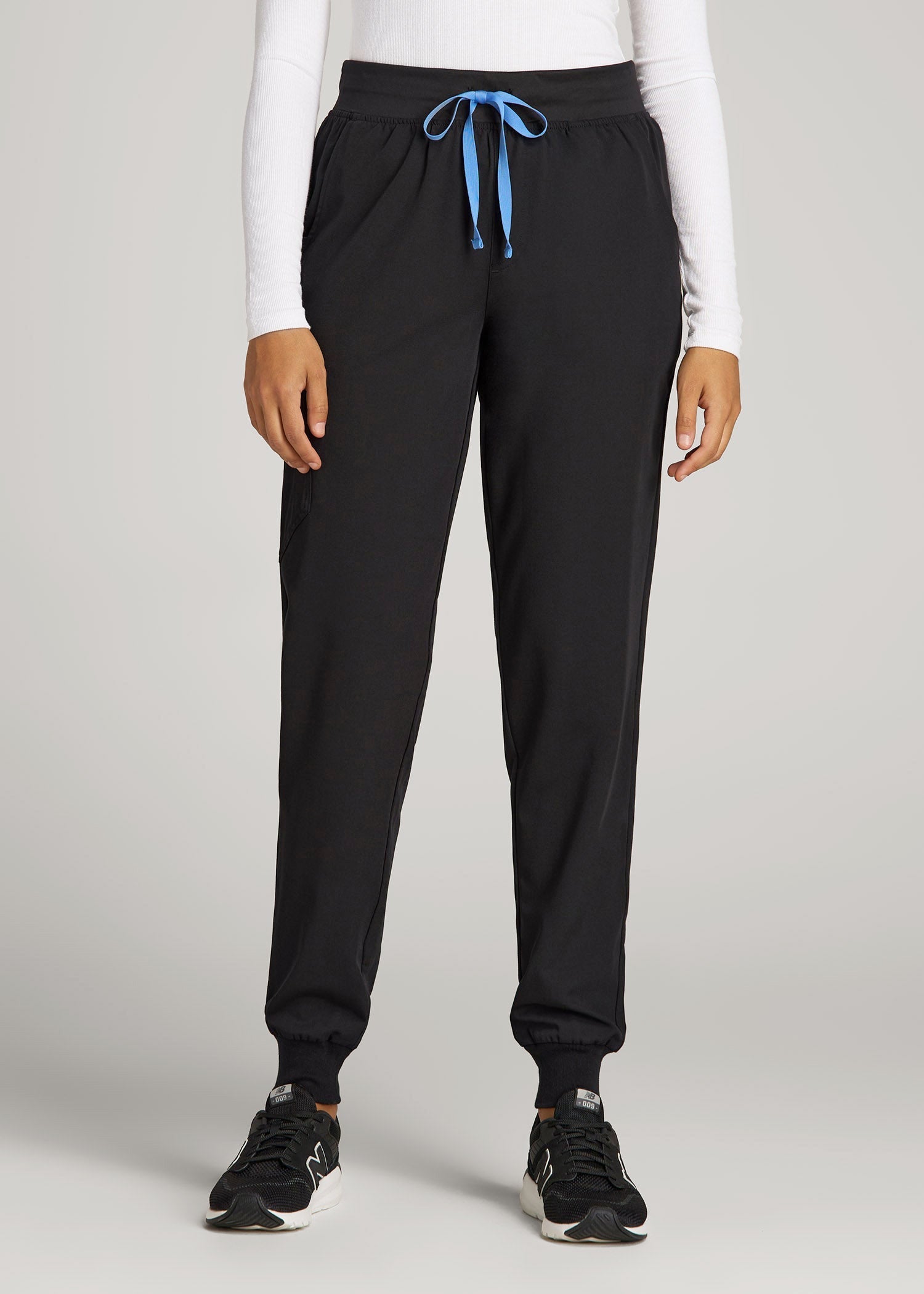 American Tall Online Shop | Scrub Joggers for Tall Women in Black