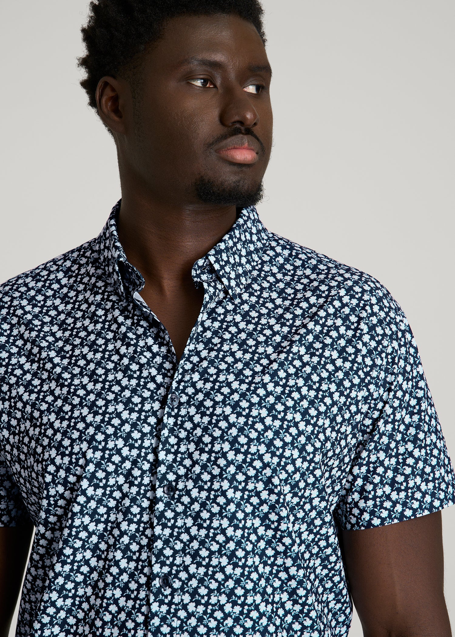 American Tall Online | Short Sleeve Traveler Stretch Button Shirt for Tall Men in Ice Blue Mini Floral