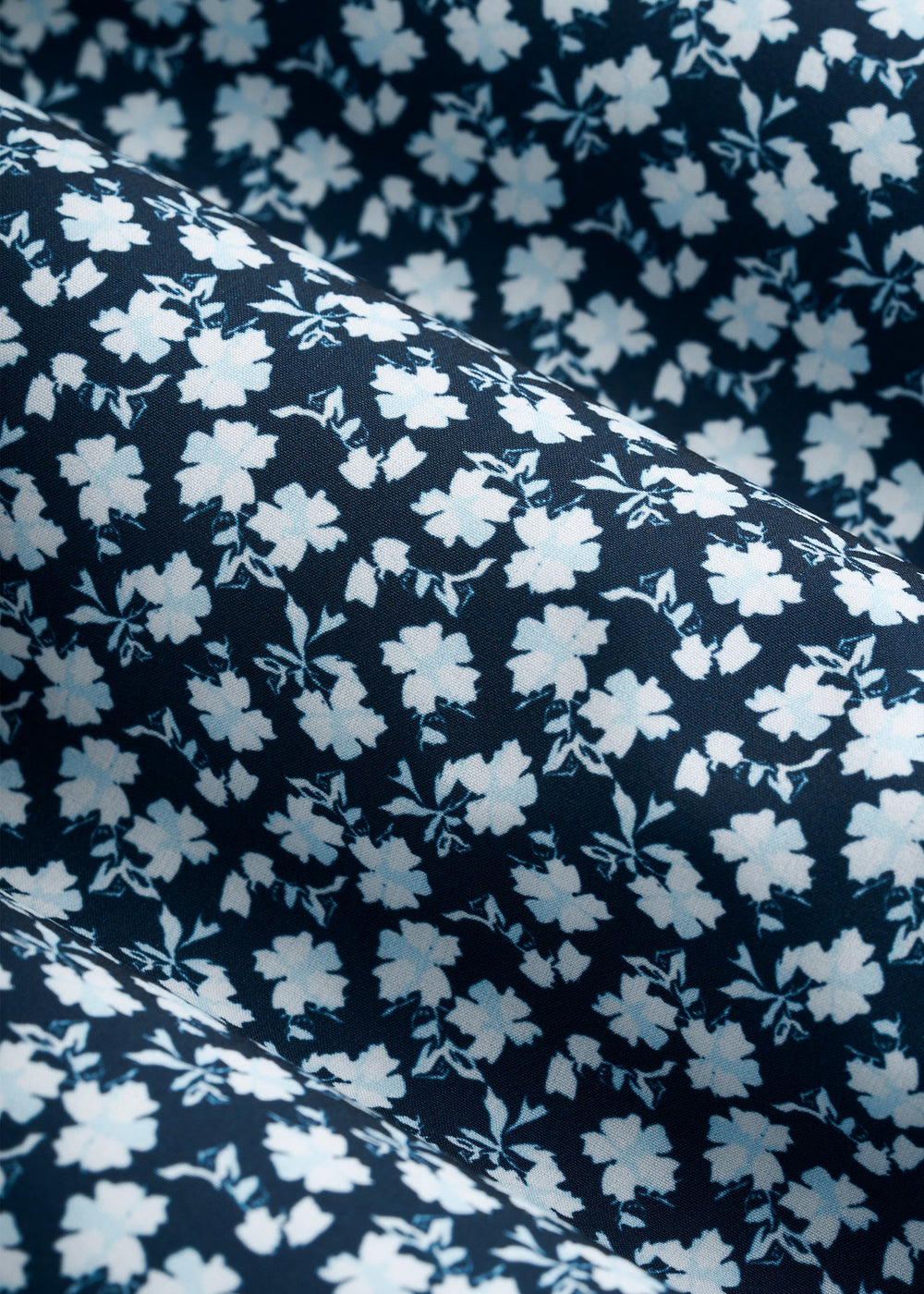 American Tall Online | Short Sleeve Traveler Stretch Button Shirt for Tall Men in Ice Blue Mini Floral