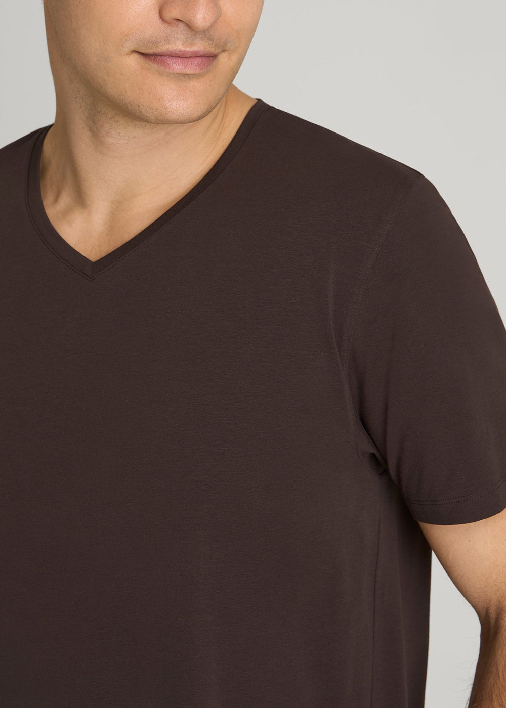 American Tall Online | The Essential Modern Fit V-Neck Tee for Tall Men in Espresso