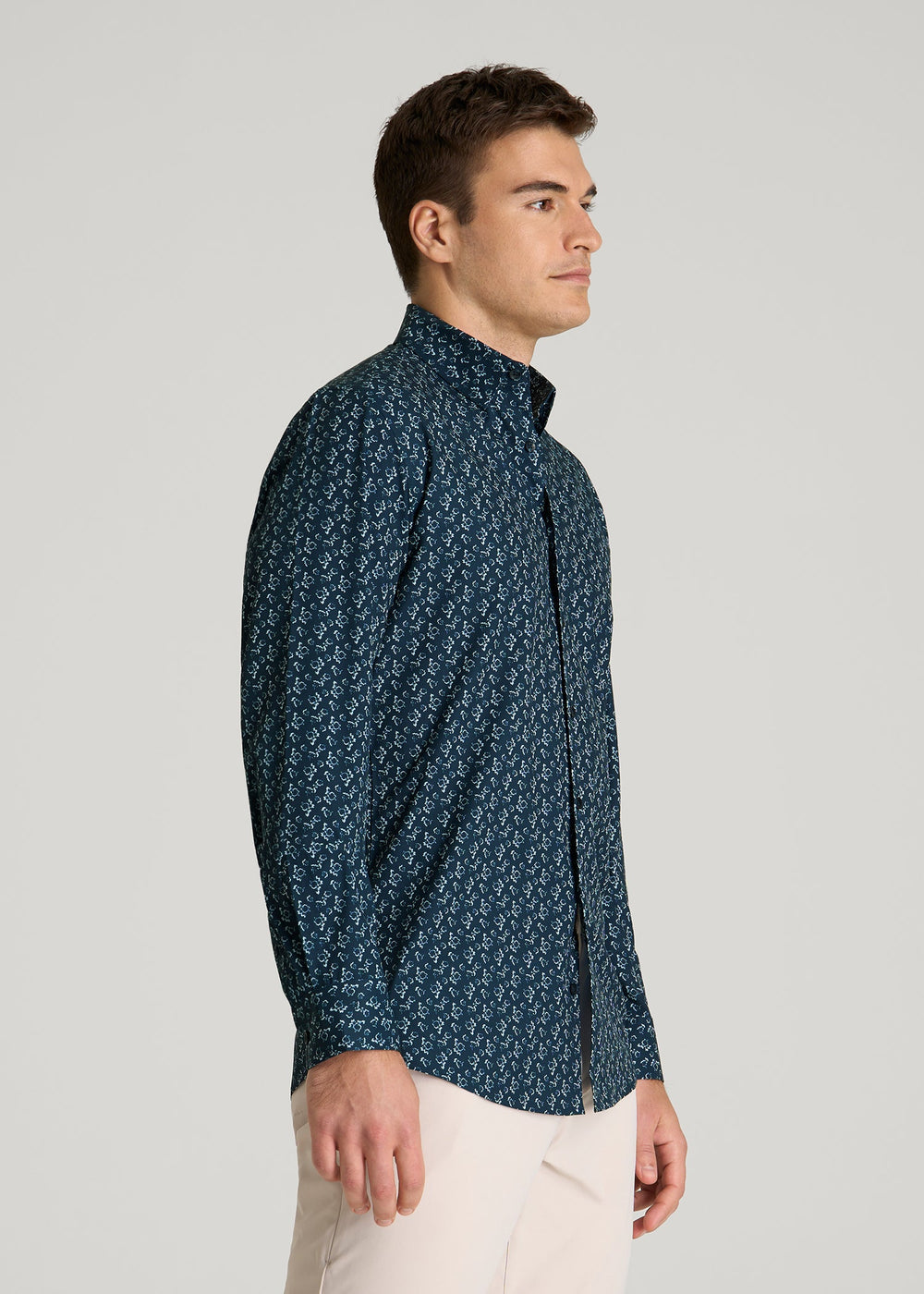 American Tall Outlet | Traveler Stretch Dress Shirt for Tall Men in Royal Navy Floral