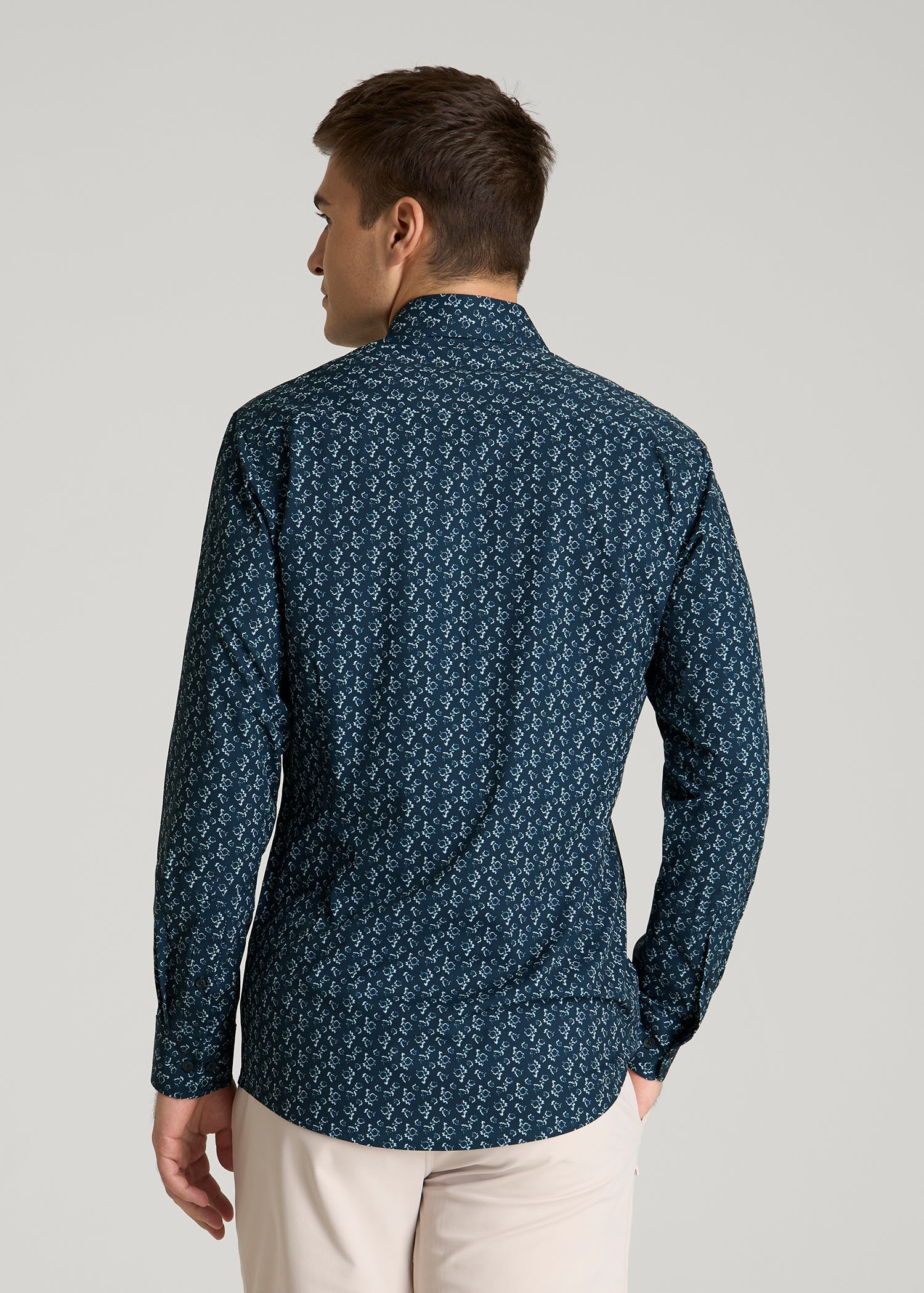 American Tall Outlet | Traveler Stretch Dress Shirt for Tall Men in Royal Navy Floral