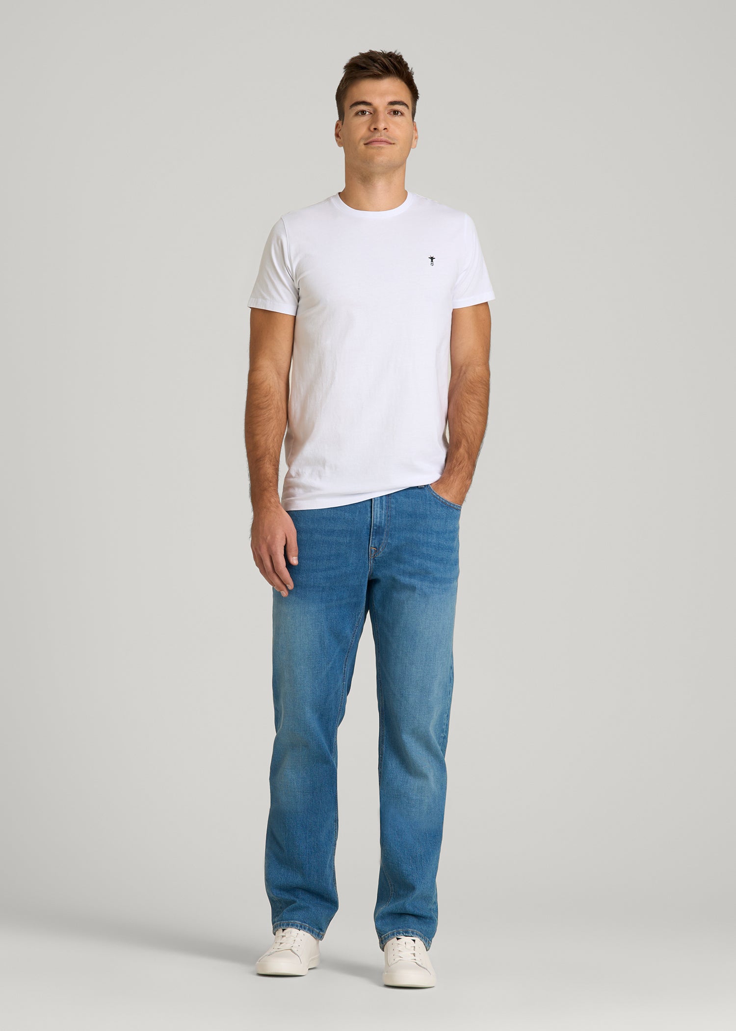 American Tall Discount | MODERN-FIT Embroidered Logo Crewneck T-Shirt for Tall Men in White