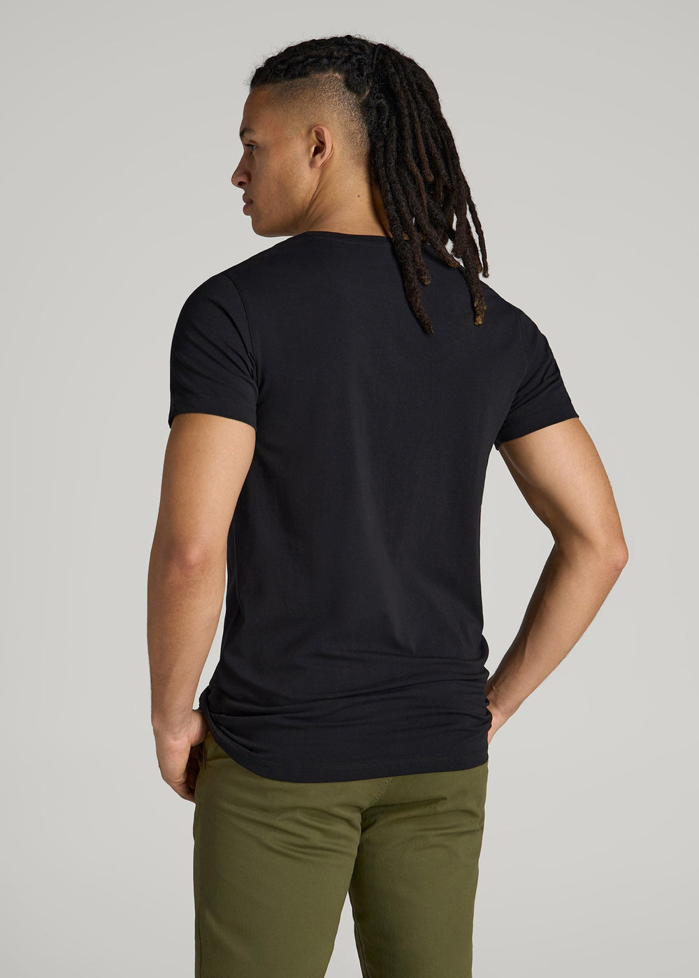 American Tall Online | The Essential Modern Fit V-Neck Tee for Tall Men in Black