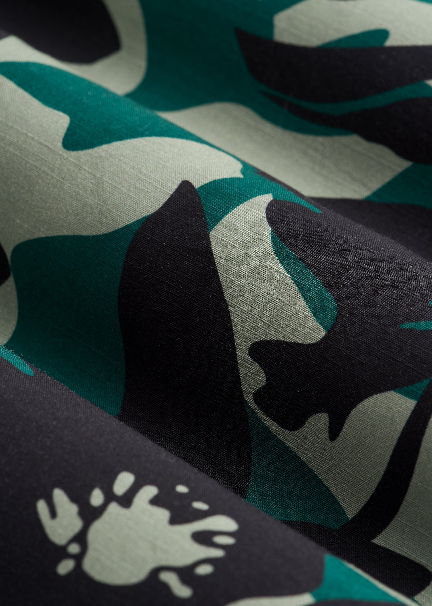 American Tall Online | Short Sleeve Resort Shirt for Tall Men in Green and Black Floral