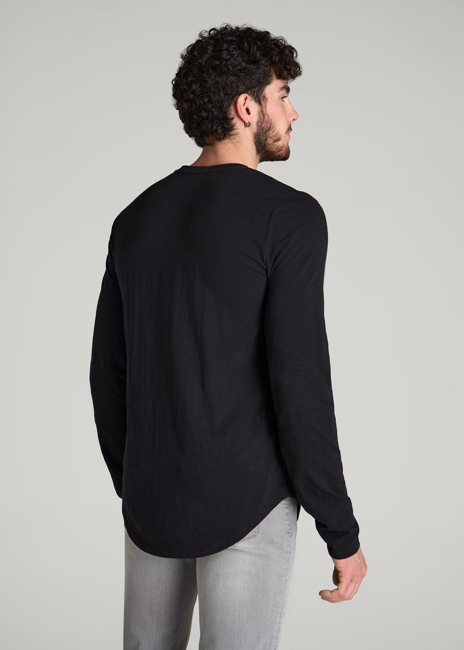 American Tall Outlet | Slub Long Sleeve Scoop Tee for Tall Men in Black