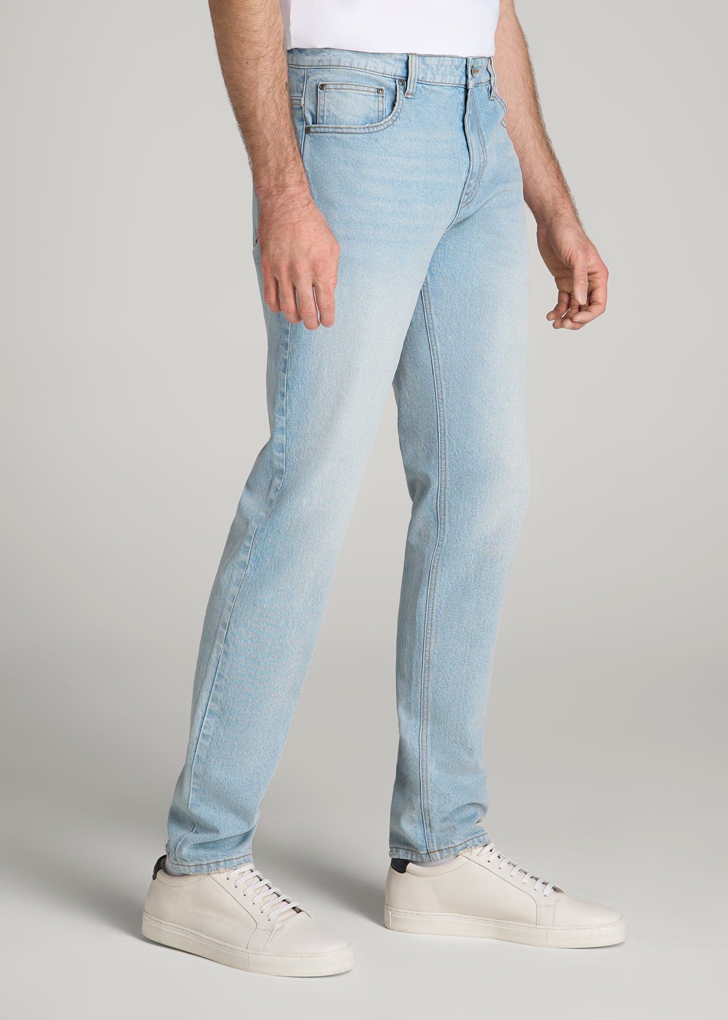 American Tall Outlet | Milo RELAXED TAPERED FIT Jeans for Tall Men in Salt Lake Wash
