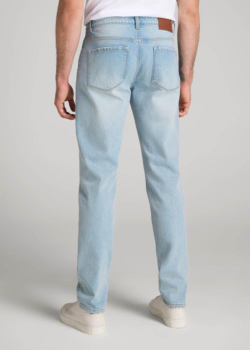 American Tall Outlet | Milo RELAXED TAPERED FIT Jeans for Tall Men in Salt Lake Wash