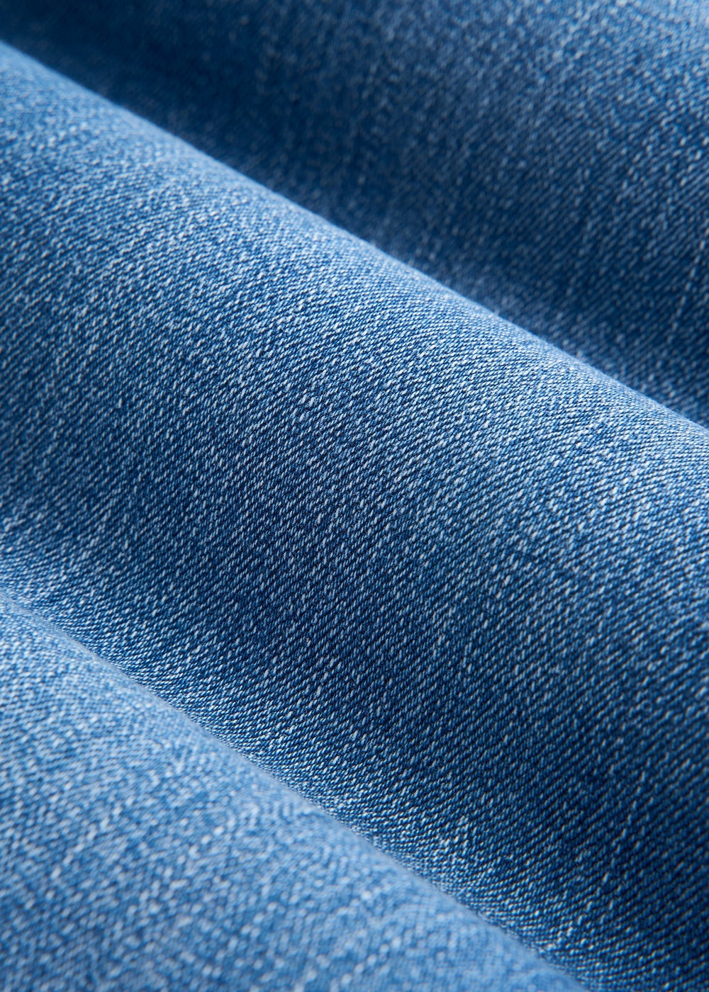 American Tall For Sale | Carman TAPERED Jeans for Tall Men in Classic Mid Blue