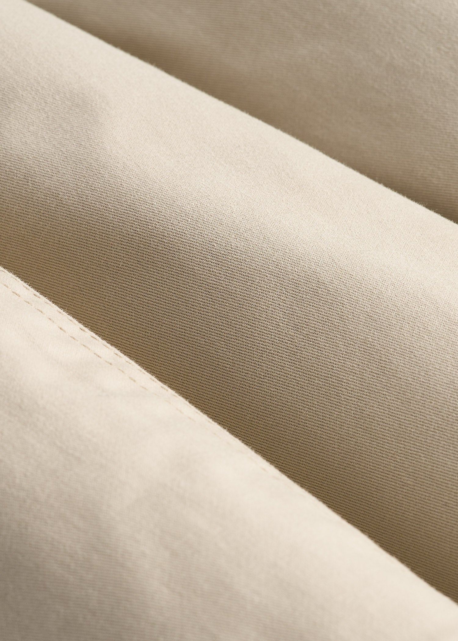 American Tall For Sale | Stretch Twill Cargo Shorts for Tall Men in Light Khaki