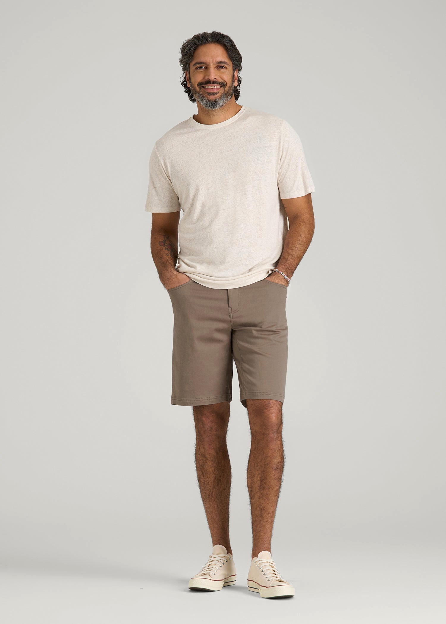 American Tall Online | Everyday Comfort 5 Pocket Short for Tall Men in Dark Sand