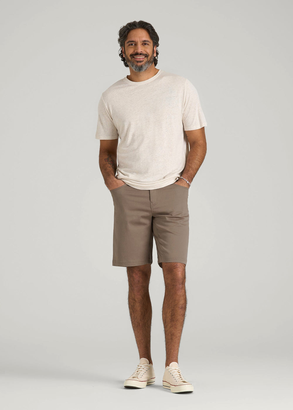 American Tall Online | Everyday Comfort 5 Pocket Short for Tall Men in Dark Sand