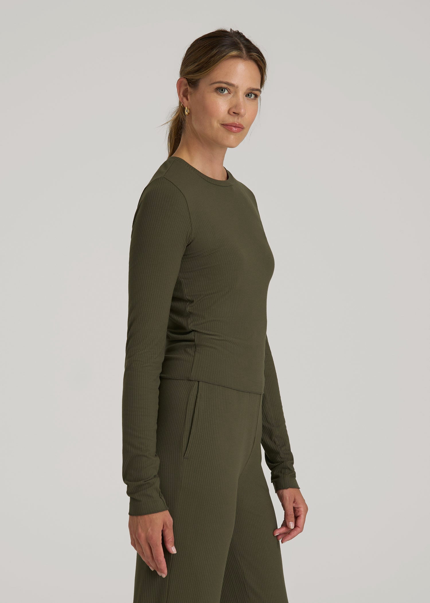 American Tall For Sale | Lightweight Ribbed Cropped Lounge Shirt for Tall Women in Forest Night