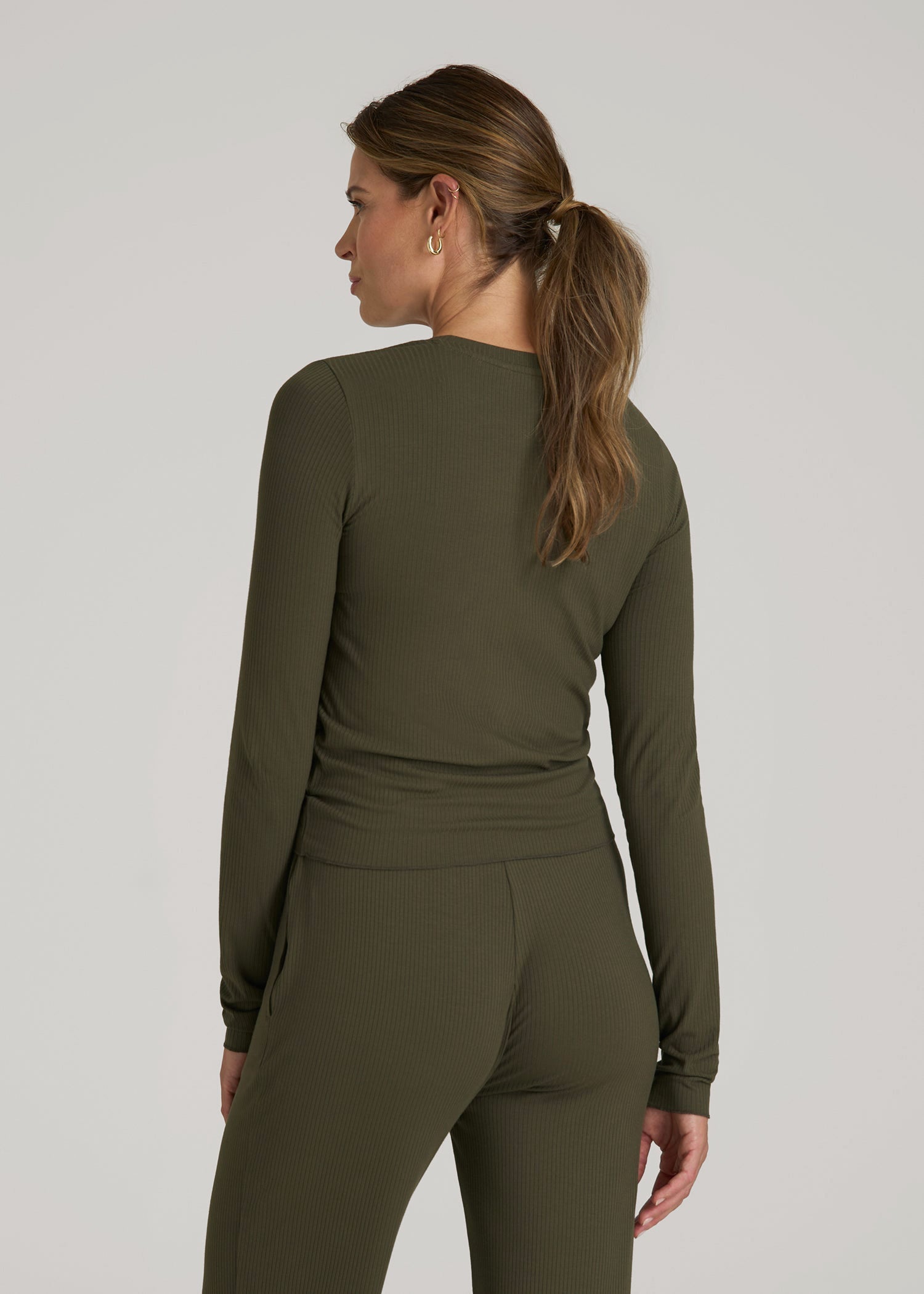 American Tall For Sale | Lightweight Ribbed Cropped Lounge Shirt for Tall Women in Forest Night