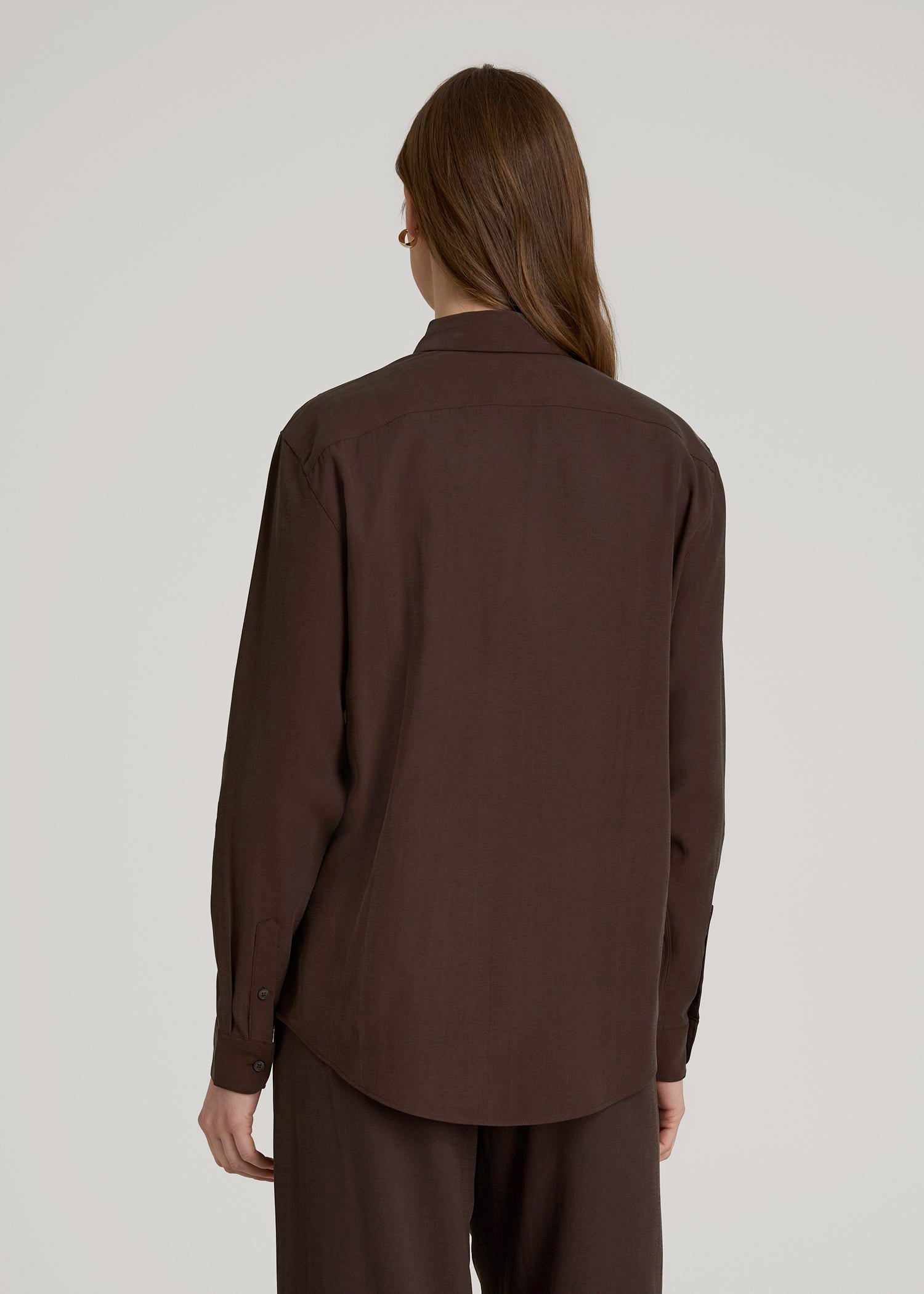 American Tall Discount | Relaxed Button-Up Single-Pocket Blouse for Tall Women in Espresso