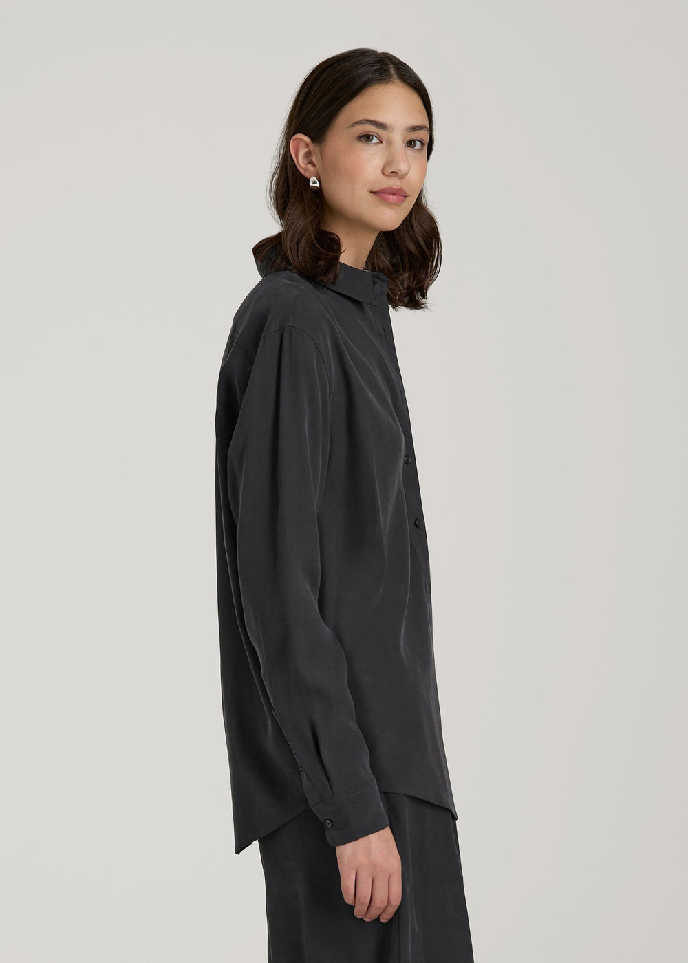 American Tall Sale | Relaxed Button-Up Single-Pocket Blouse for Tall Women in Vintage Black