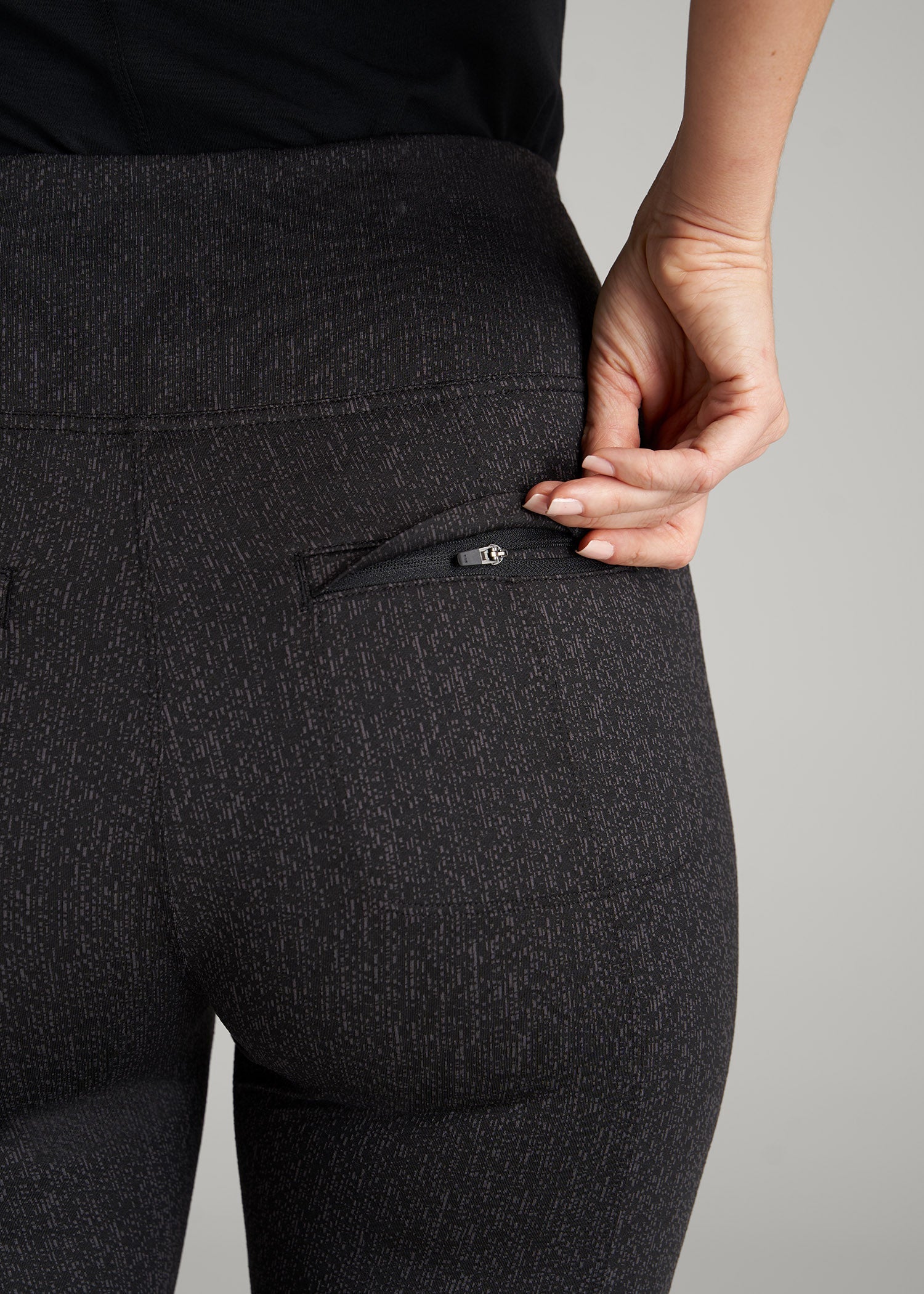 American Tall Online | Textured Back-Pocket Leggings for Tall Women in Black Charcoal Jacquard