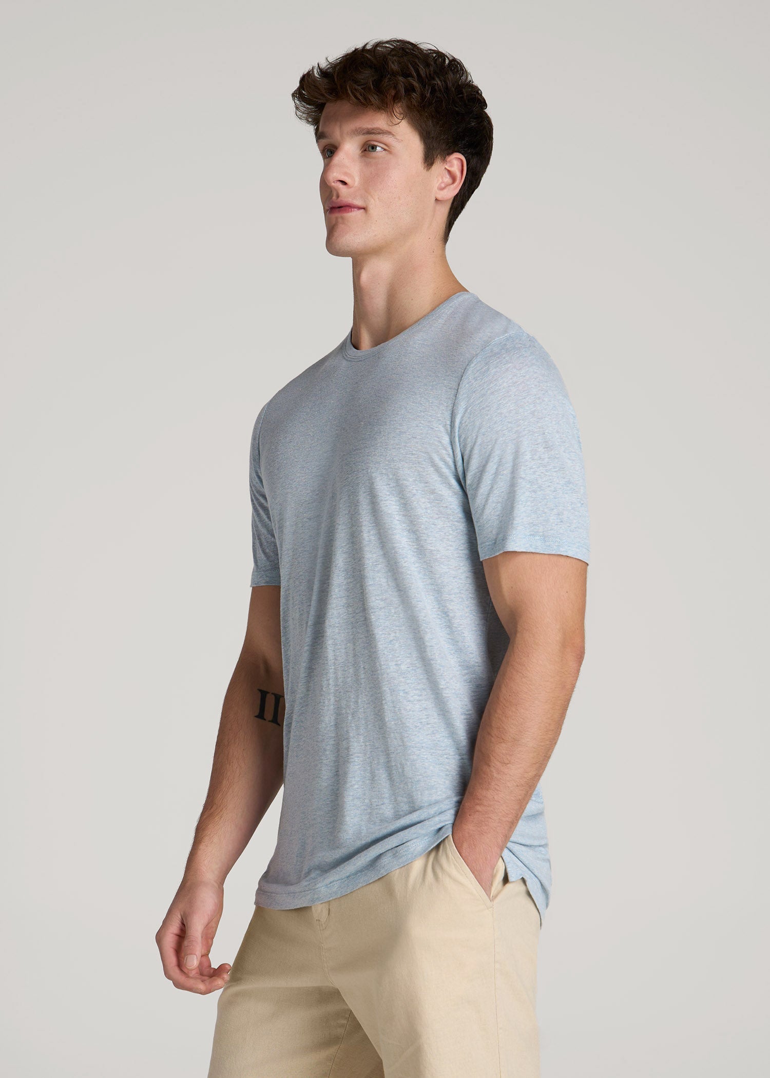 American Tall Sale | Linen Crewneck T-Shirt for Tall Men in Sky Blue Mix