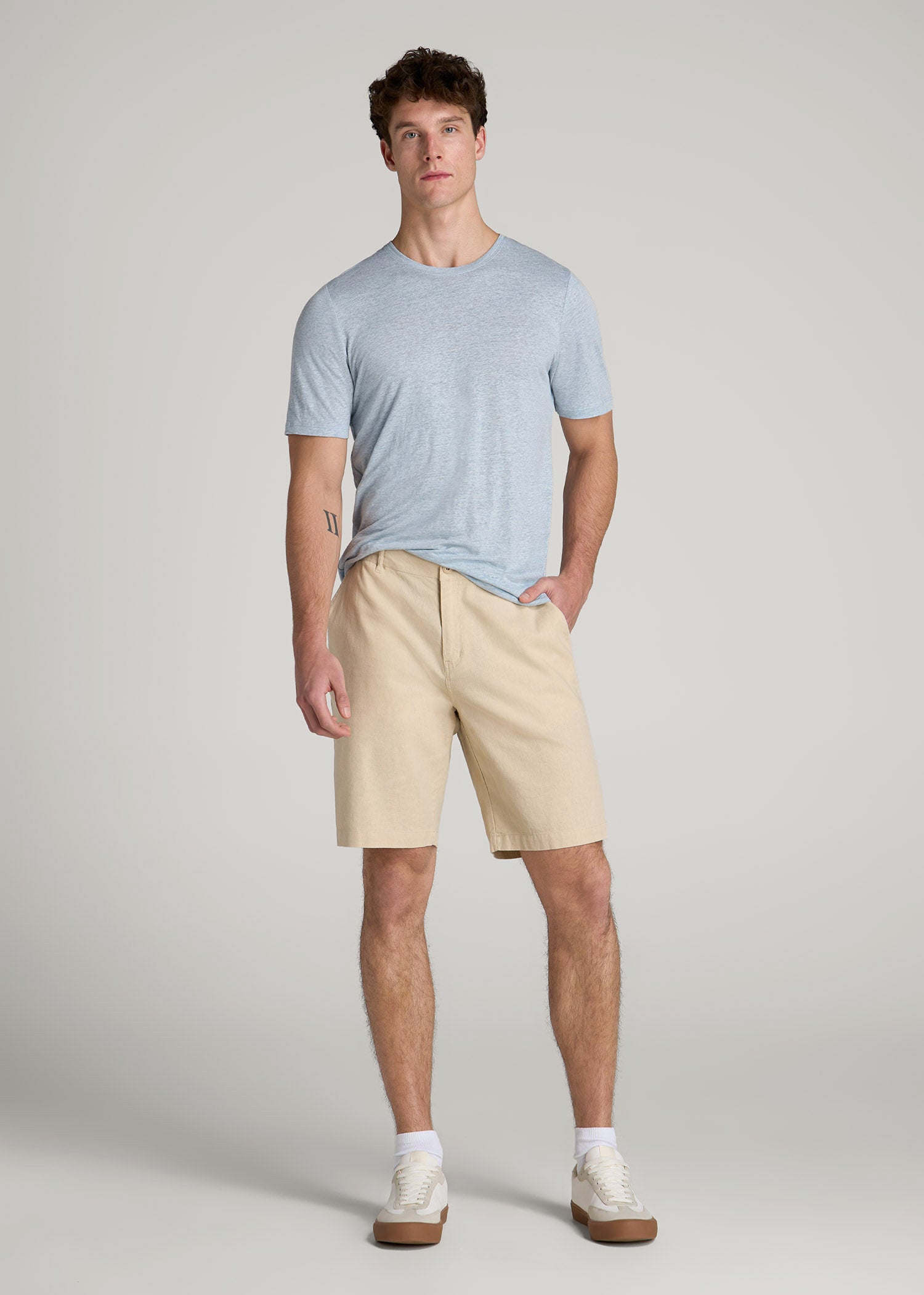 American Tall Sale | Linen Crewneck T-Shirt for Tall Men in Sky Blue Mix